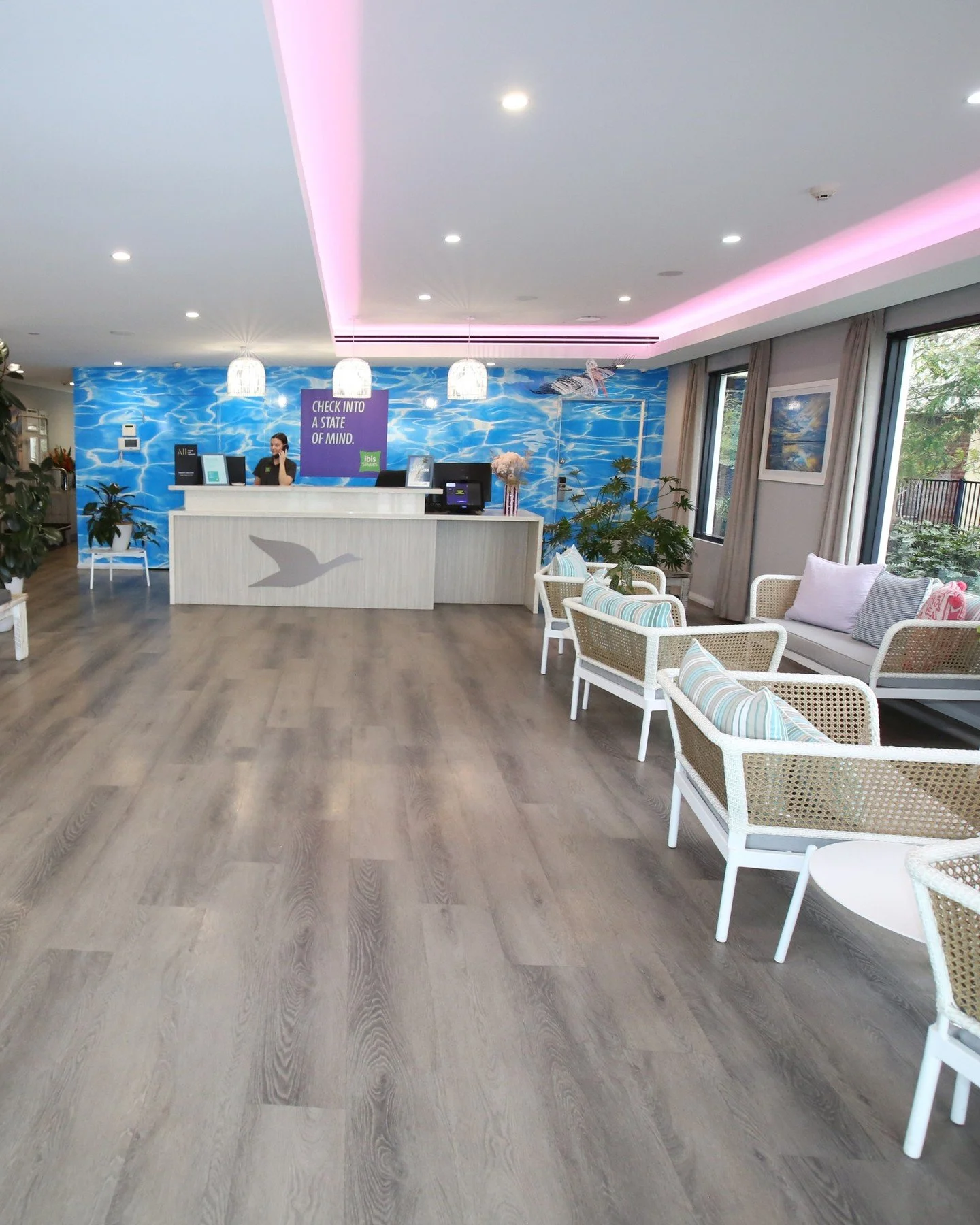 Welcome to ibis Styles The Entrance, where friendly faces and local knowledge make every stay feel easy π 
Our team is always here to help — whether it’s checking you in with a smile, sharing insider tips on the best beaches, or recomme
