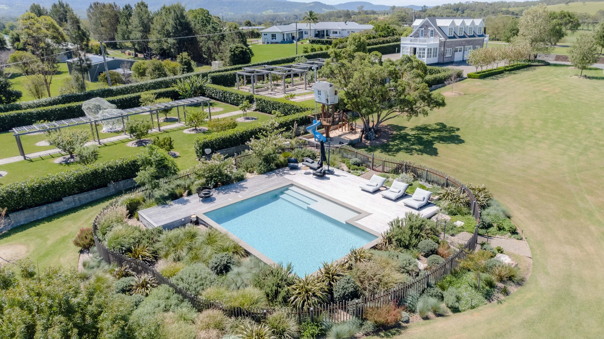 Linnaeus Farm - Somethingswild Creative-10.jpg