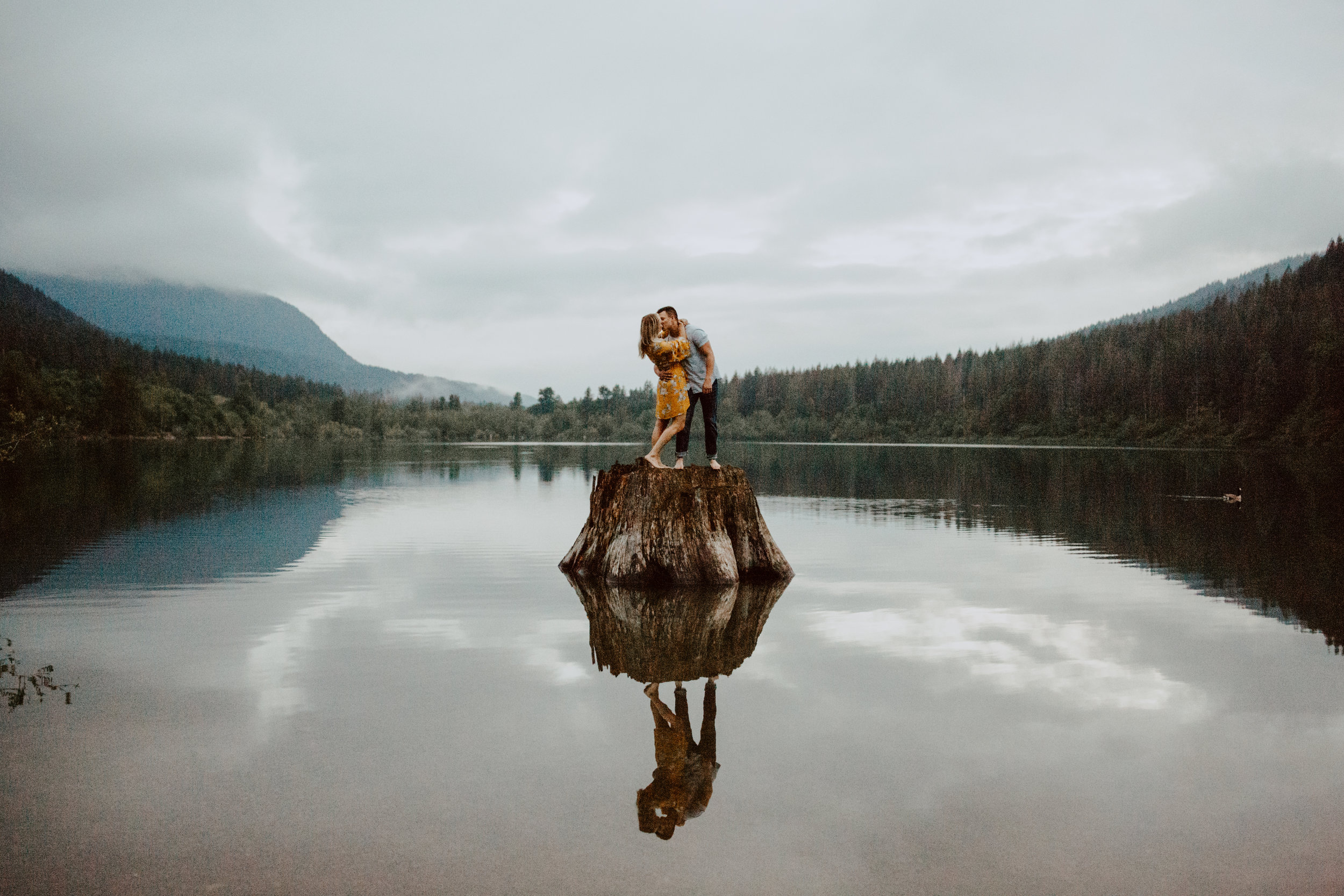 Elyse&SamSeattleEngagementSession-1.jpg