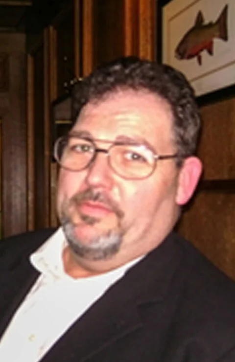1532457005_Headshot2.jpg