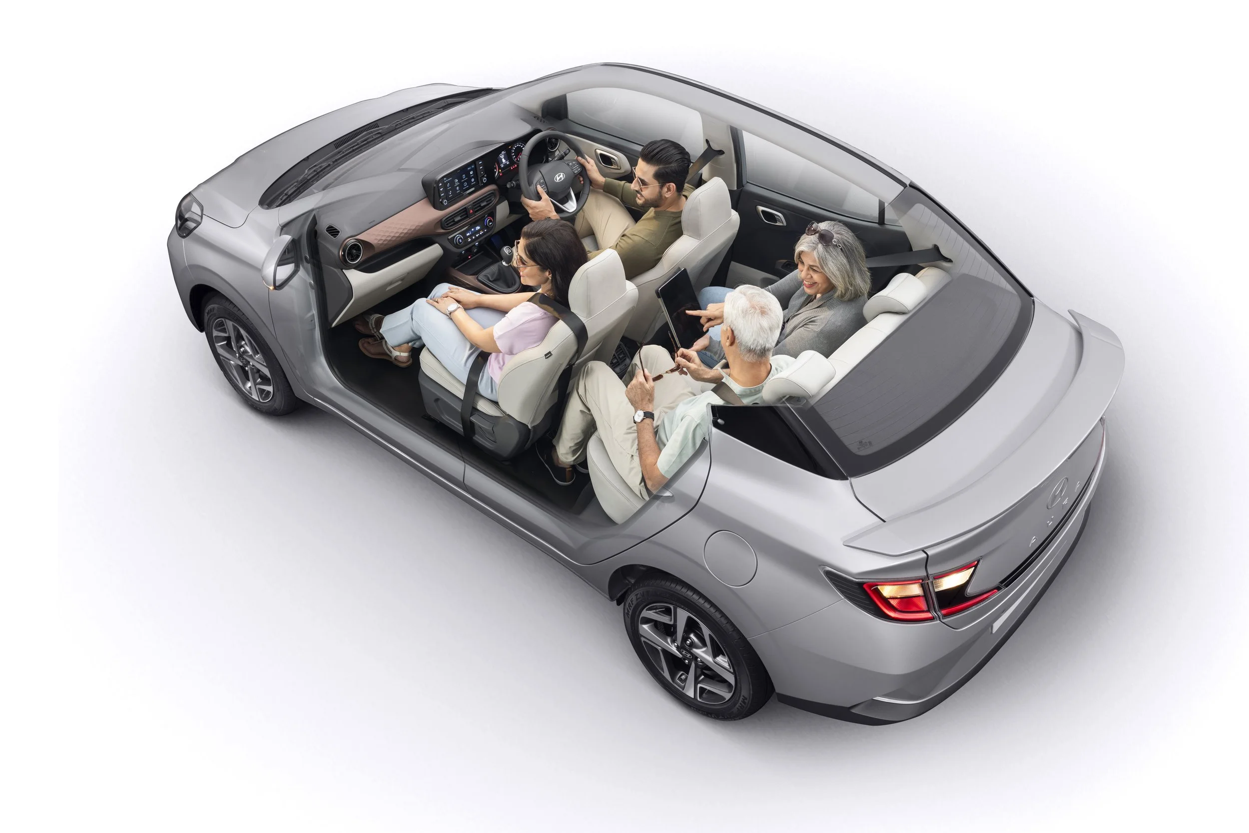 01-Cut-Car-2-with-people.jpeg