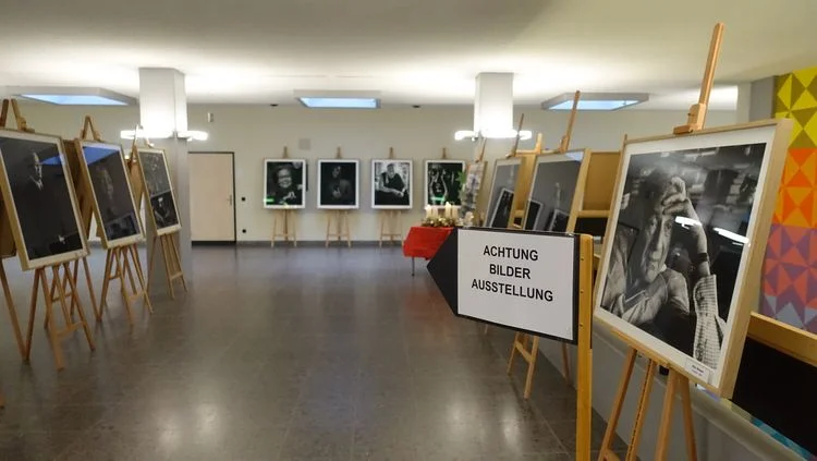 „Speak Truth To Power“ Fotoausstellung am Freien Gymnasium Zürich