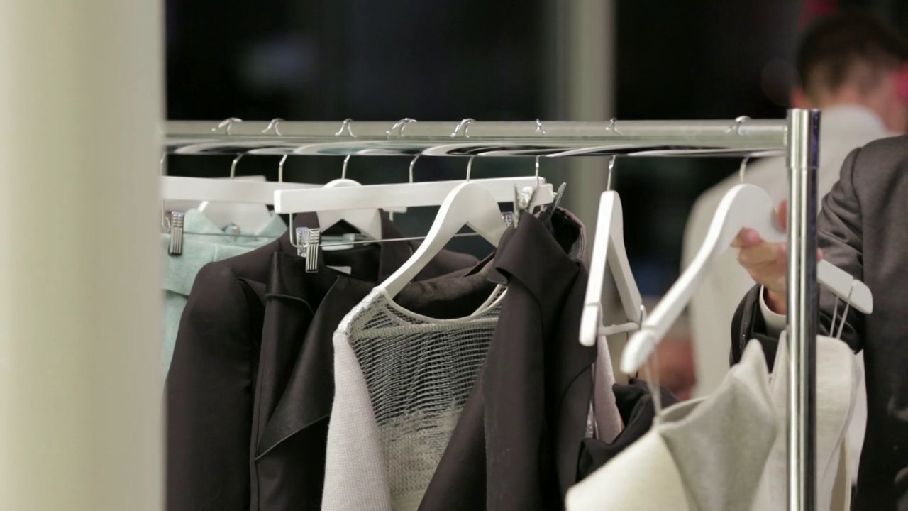 WOOLMARK PRIZE 2012-2013 // Documentary // Director: Anthony Lau - Director of Photography: Michel Jakobi