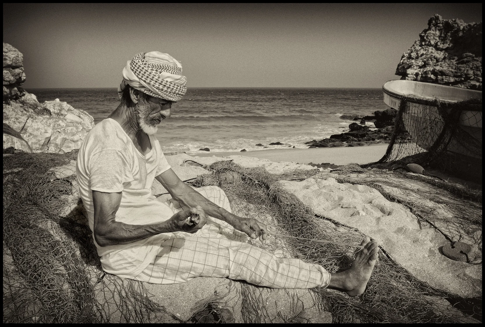 Mending nets , Ras al Hadd 2011.