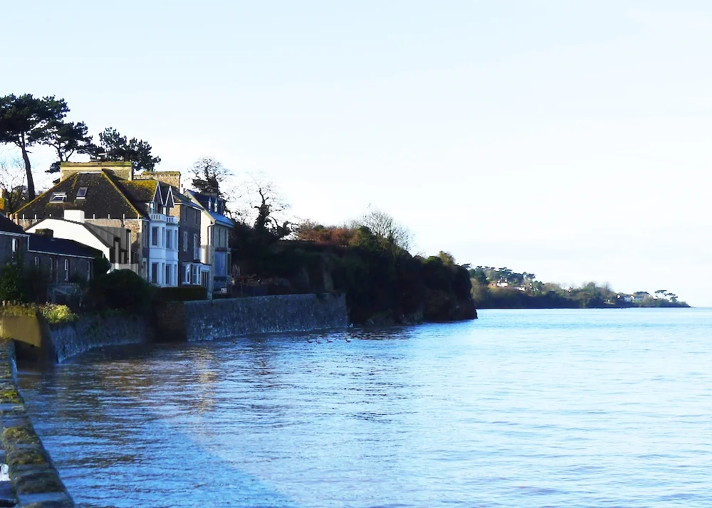 1410_BRW HARBOUR WALL MONTAGE 2.jpg