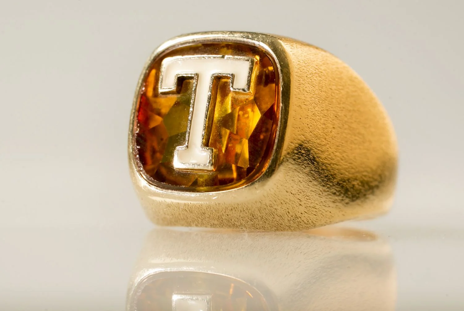 T- Ring