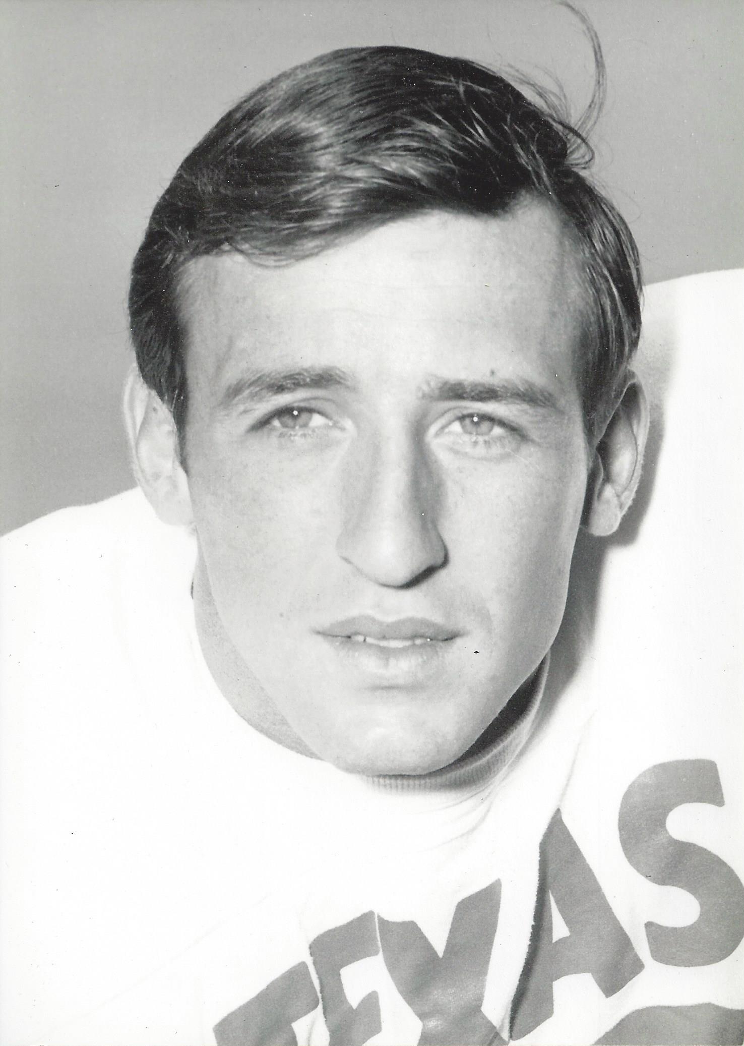 ragan football.jpg