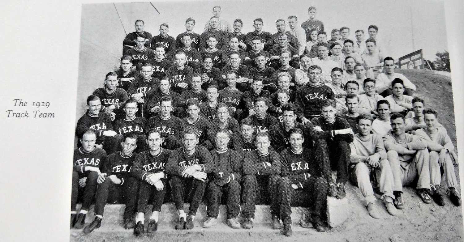 1929 track team .jpg