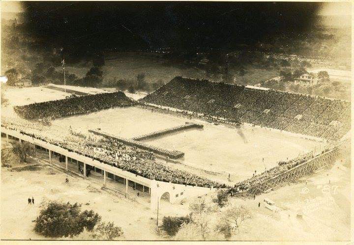 1930's Longhorn stadium 