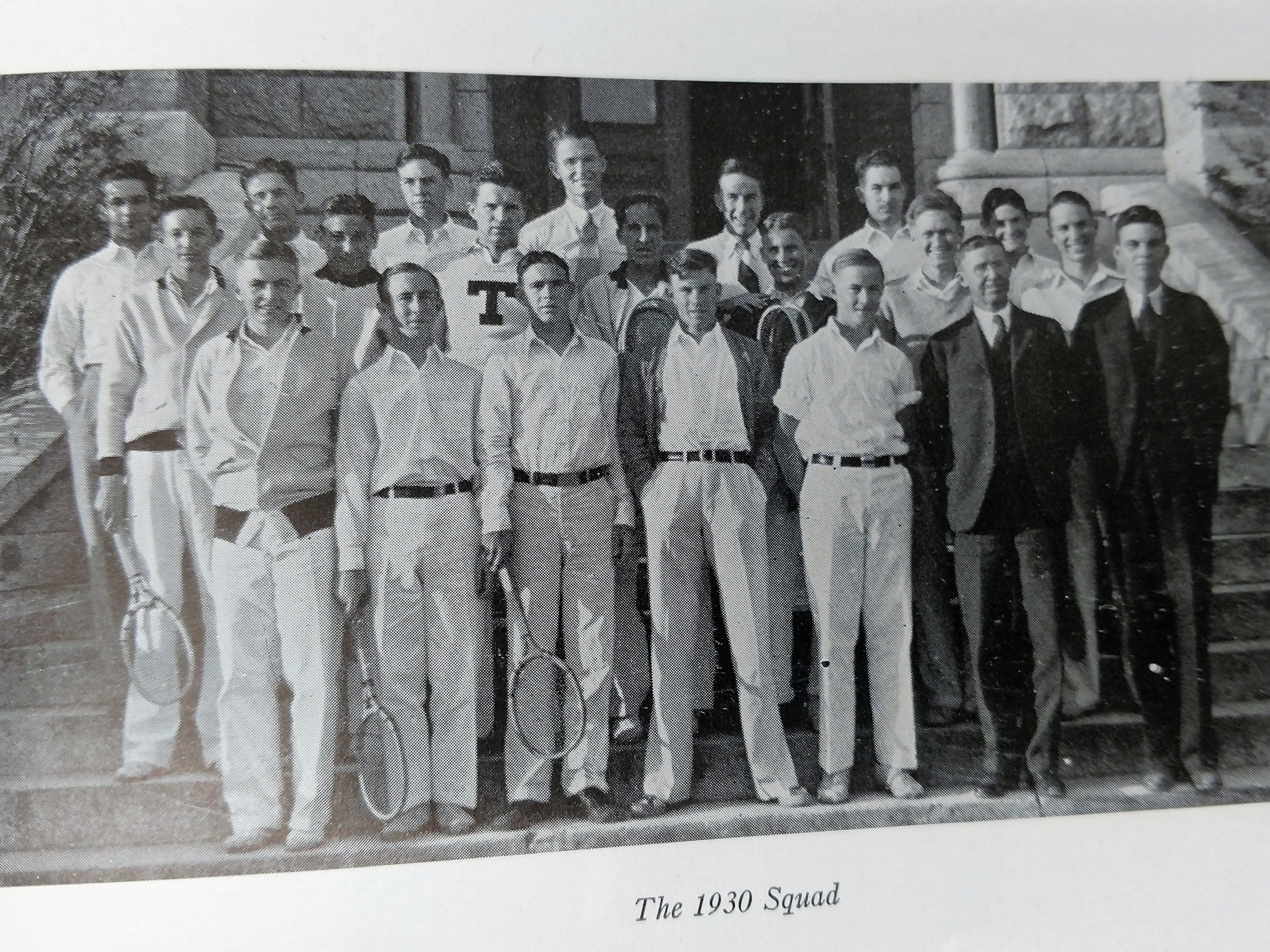 1929-1930 Tennis.jpg