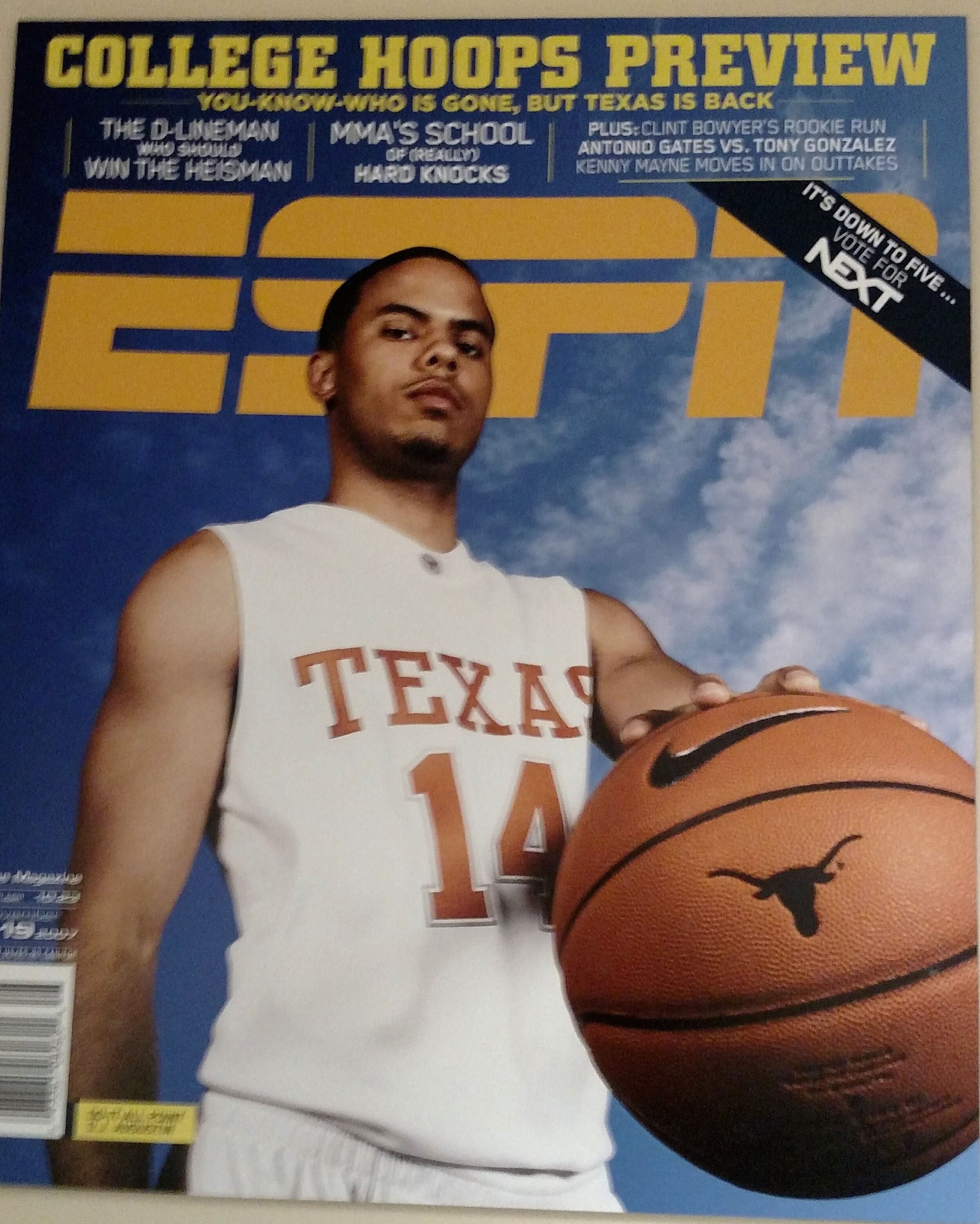  25. D.J. Augustin (2006-08) just two seasons in Austin, D.J. Augustin proved that he belonged among the greatest point guards ever to wear a Texas uniform. Augustin dished out 452 assists, fifth-best in program history, while scoring 16.9 points a n
