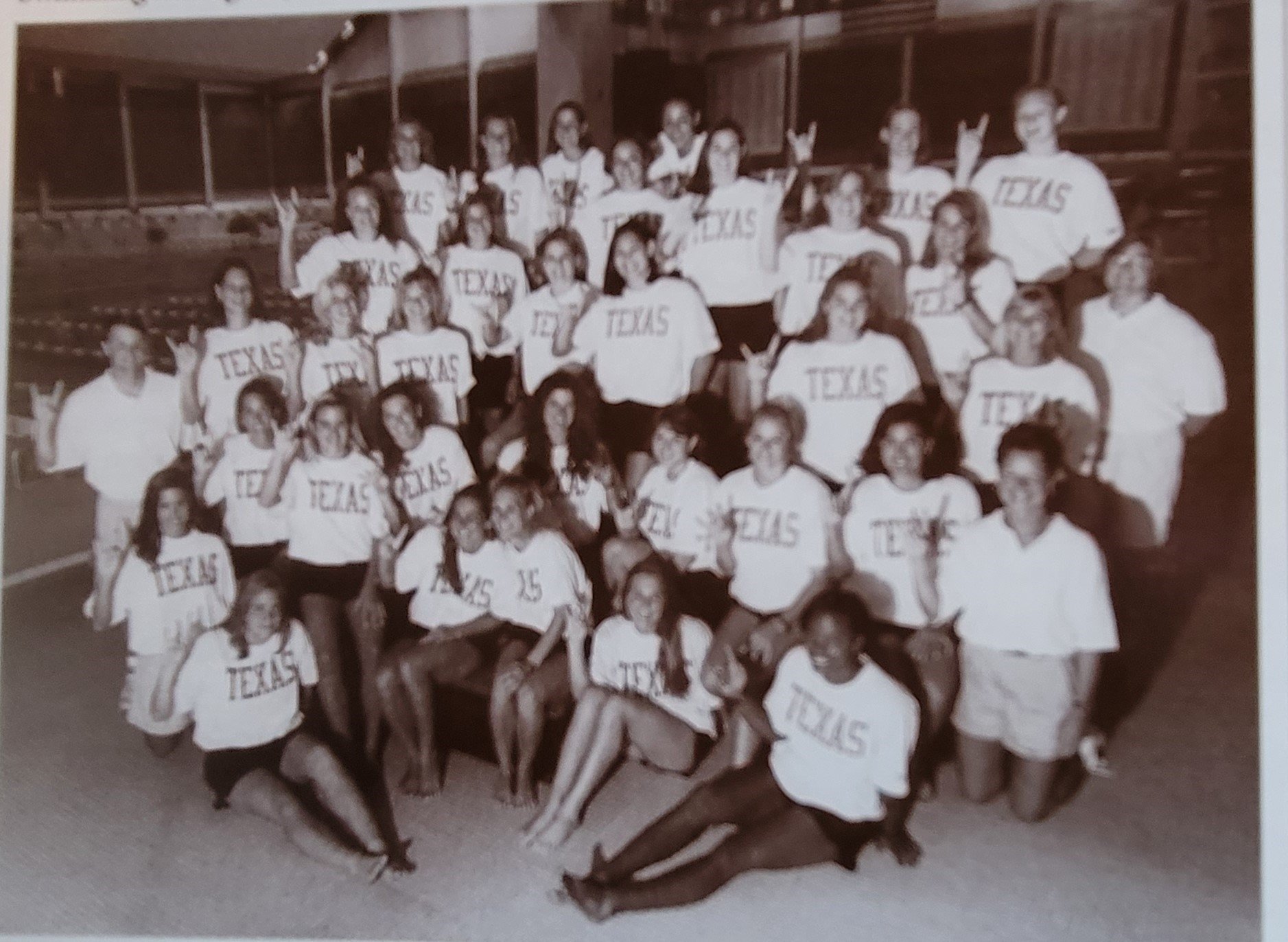 1995 media guide women's swimmiing  (8).jpg