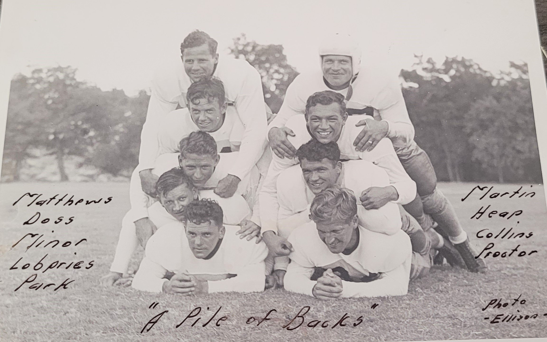  1941 Right side Vernon Martin, Walter Heap, Harold Sport Collins, Leslie Proctar- left side Ken Matthews, Noble Doss, Max Minor, Frity Lobpries, Ralph Park 