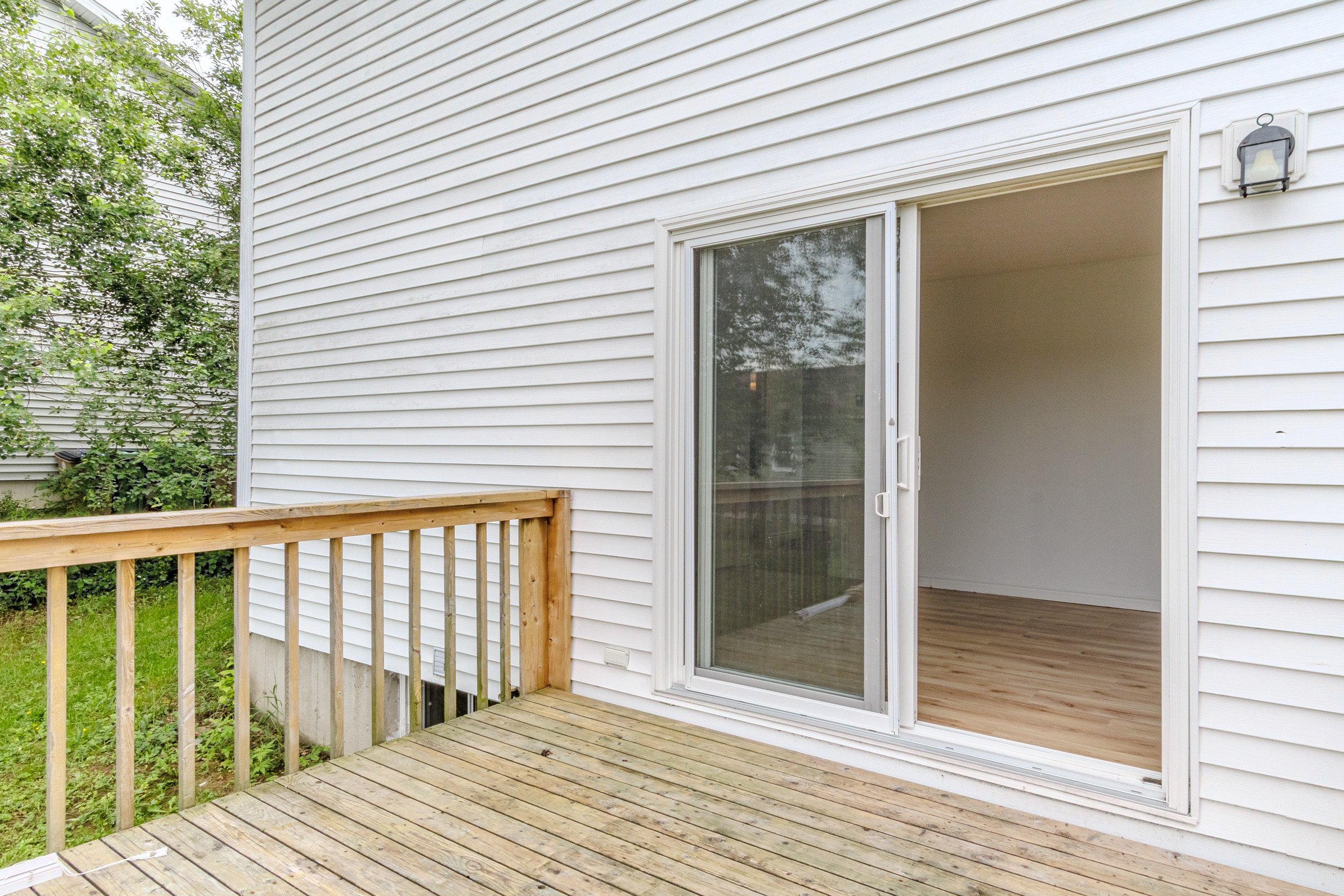 64 Oakhill Crescent-28.jpg