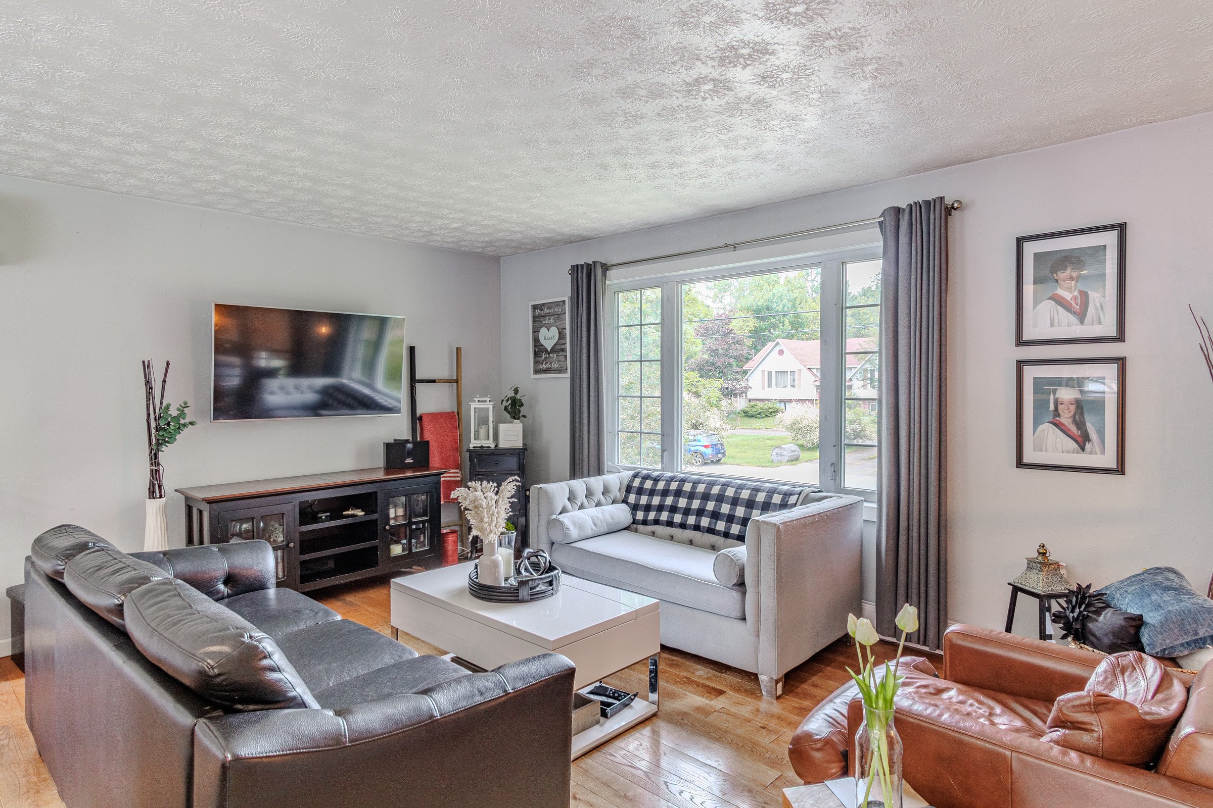 54 Ball Park Ave-1010.jpg