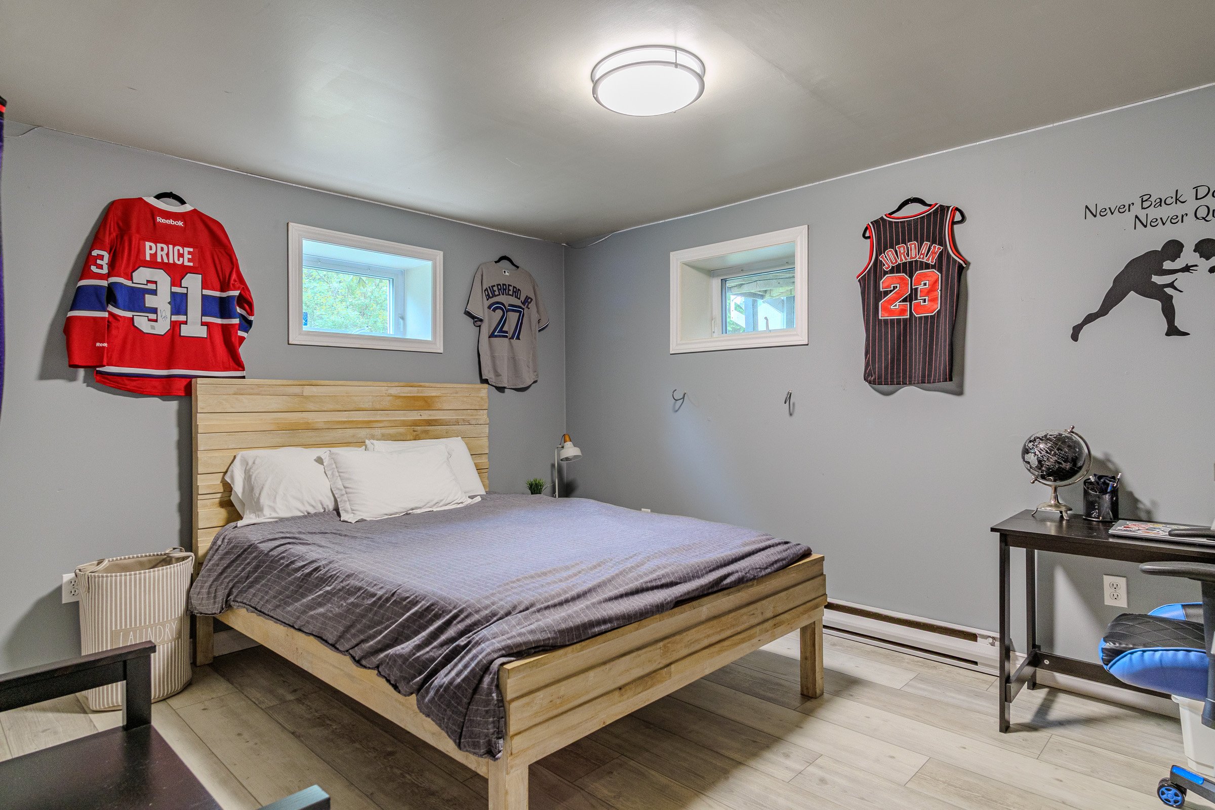 54 Ball Park Ave-1032.jpg