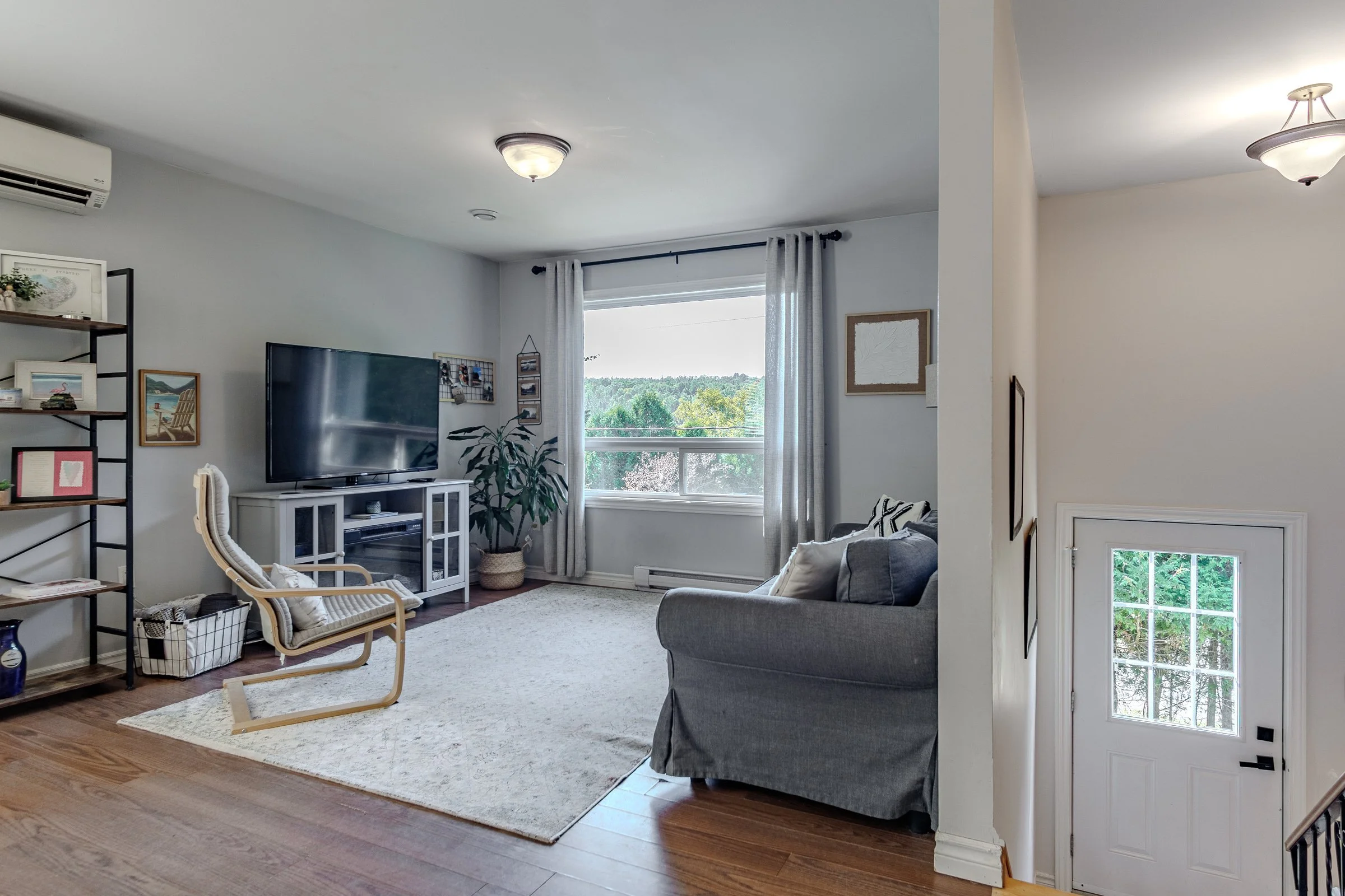 10 Templeton Crt-104.jpg