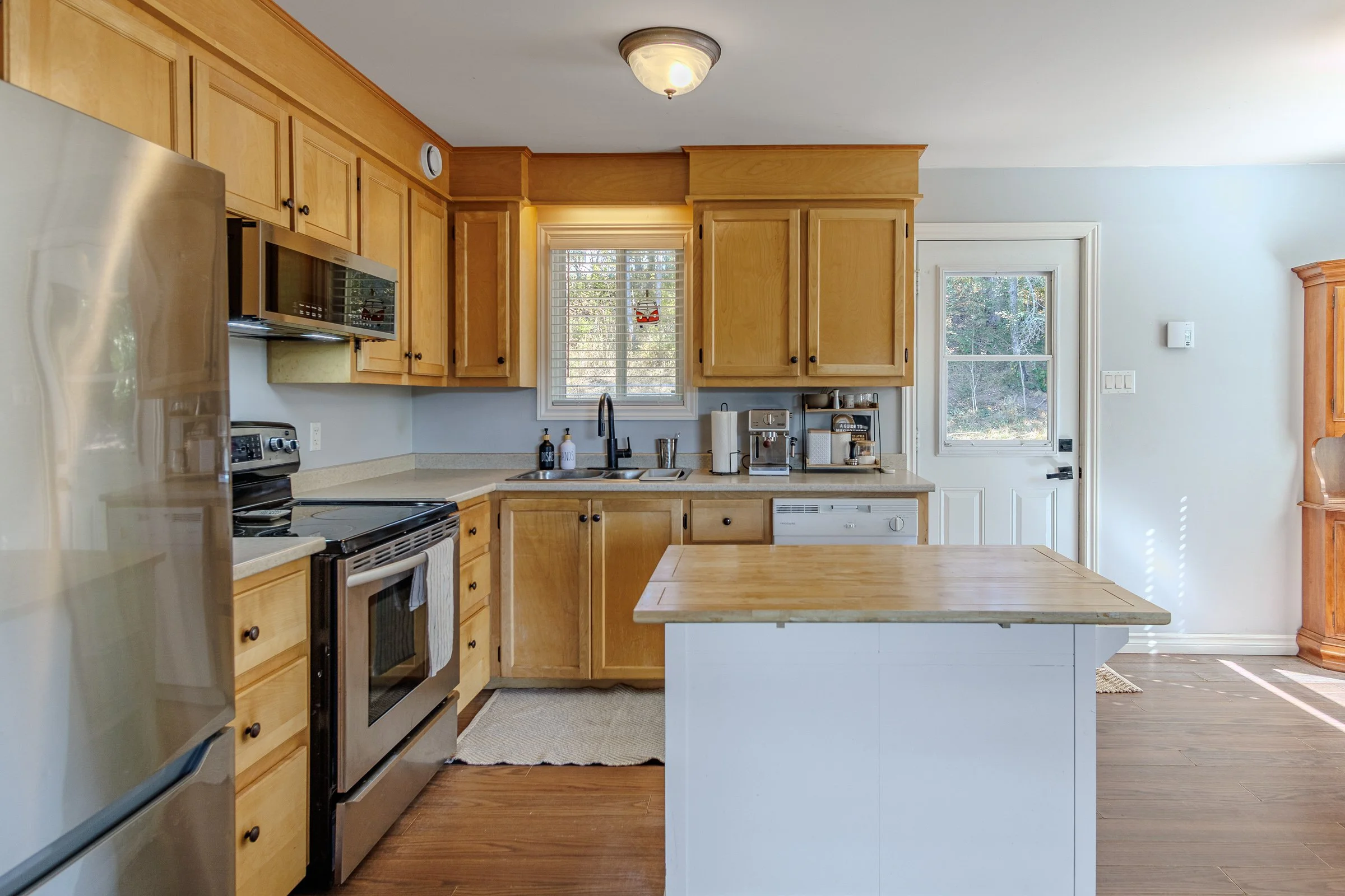 10 Templeton Crt-110.jpg