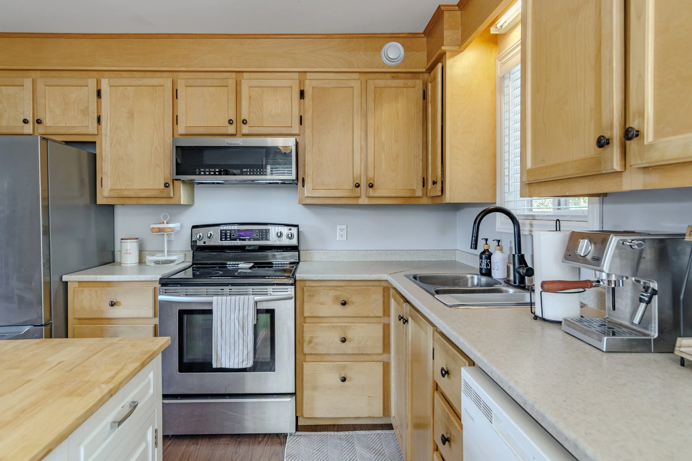 10 Templeton Crt-111.jpg
