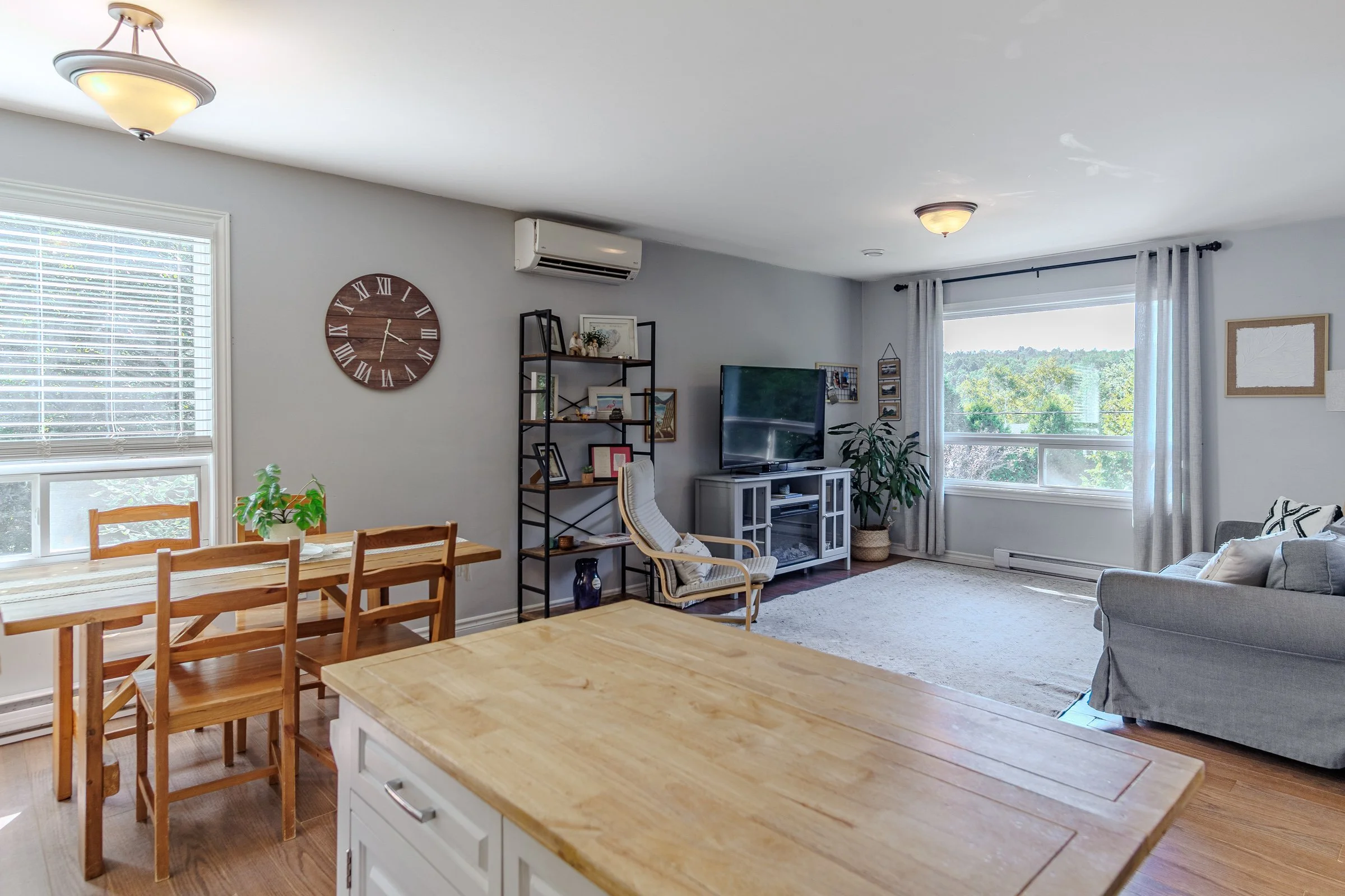 10 Templeton Crt-112.jpg