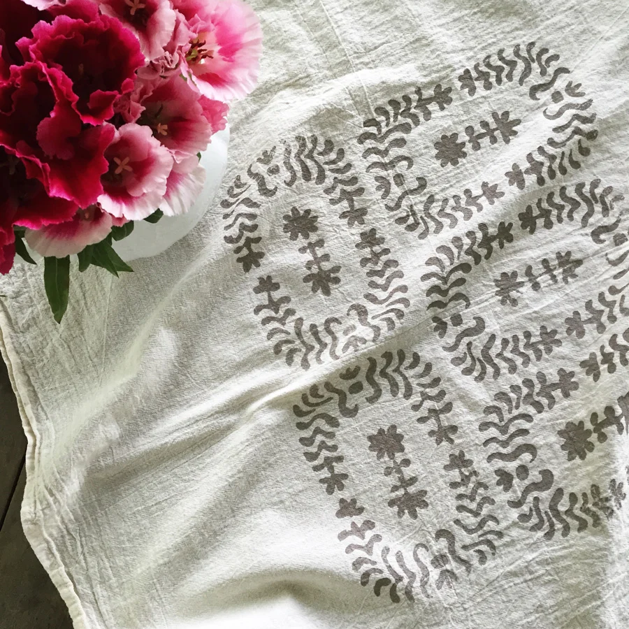 Giardino towel printed on cotton