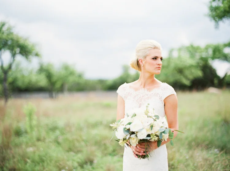 AUSTIN NATURAL LIGHT WEDDING PHOTOGRAPHER-1000-6.jpg