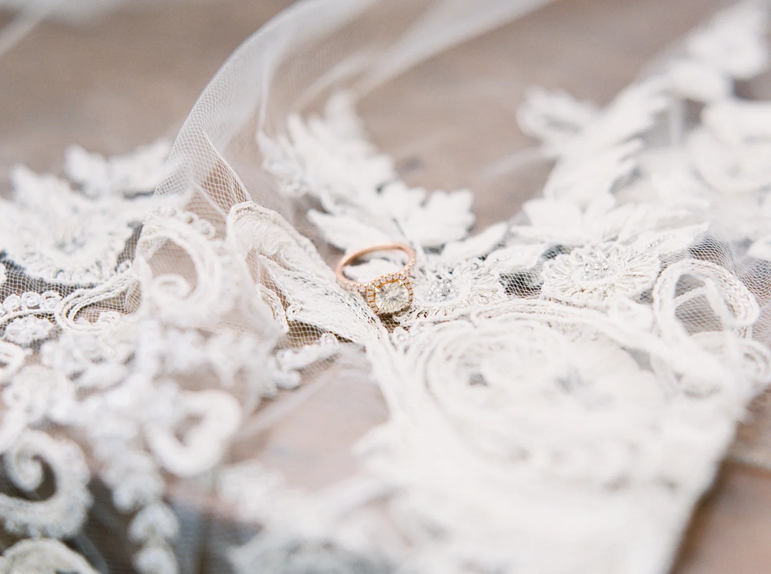 AUSTIN WEDDING PHOTOGRAPHER-19.jpg