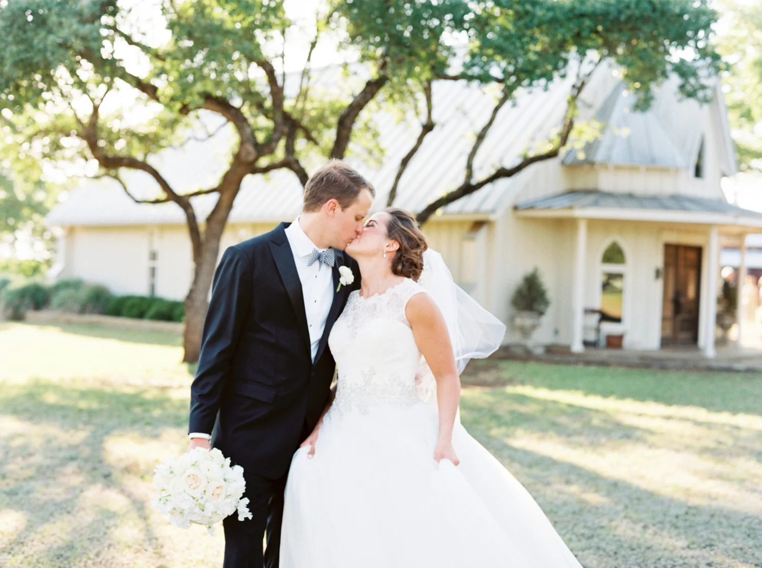 AUSTIN WEDDING PHOTOGRAPHER PHOTO-76.jpg