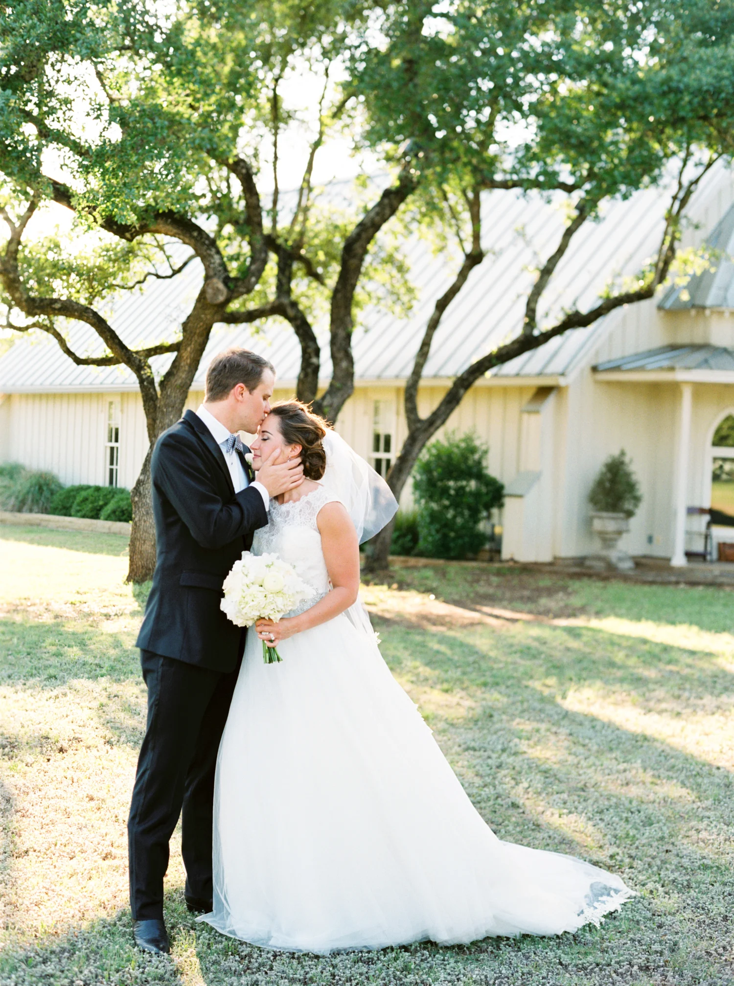 AUSTIN WEDDING PHOTOGRAPHER PHOTO-75.jpg