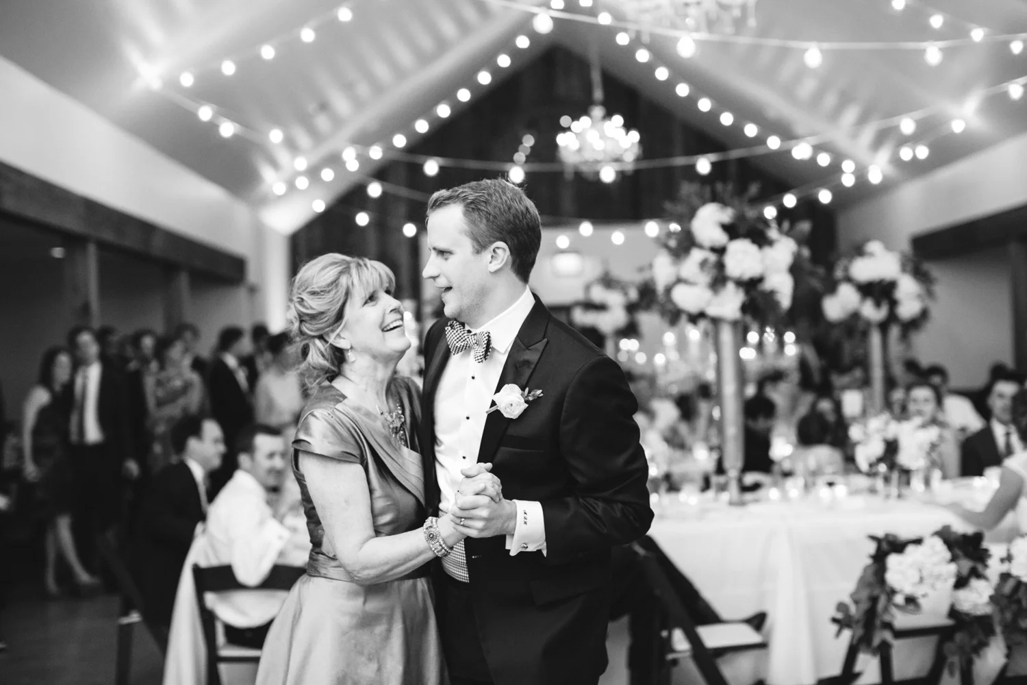 AUSTIN WEDDING PHOTOGRAPHER PHOTO-56.jpg