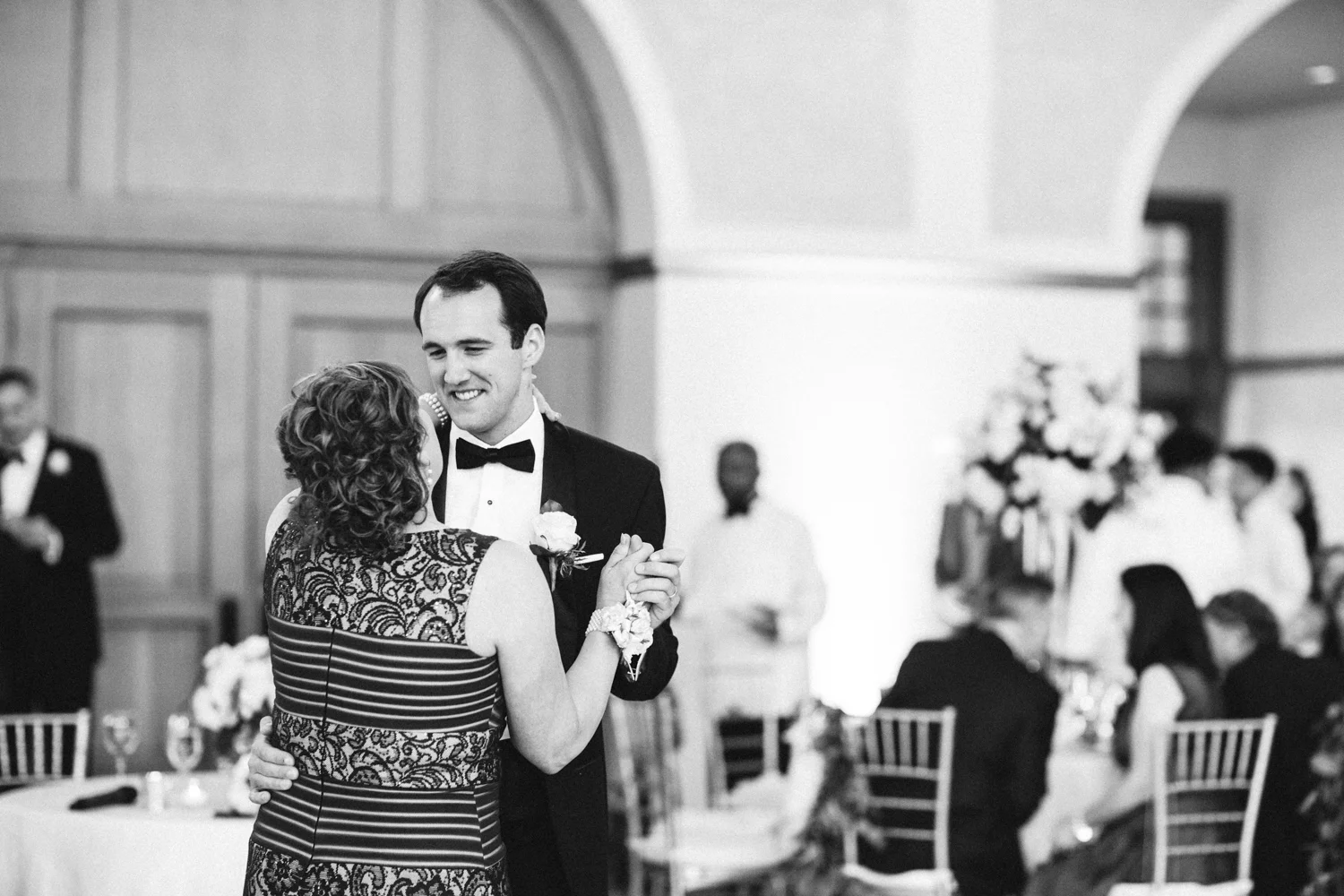 AUSTIN WEDDING PHOTOGRAPHER PHOTO-56.jpg