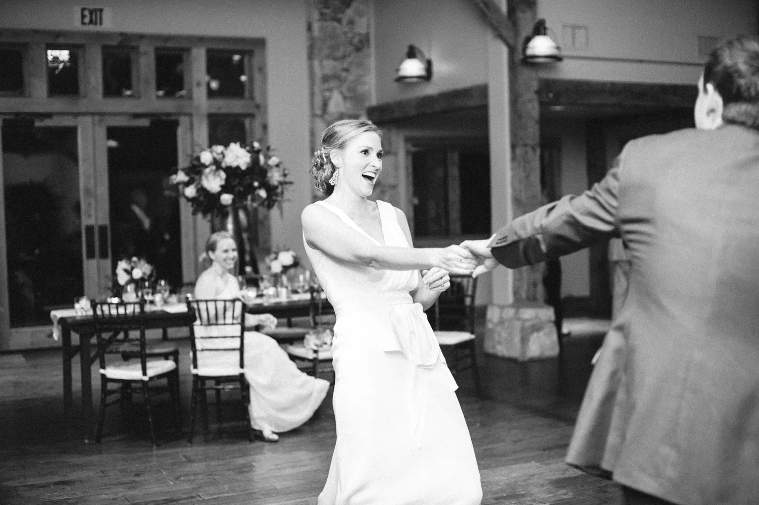 AUSTIN WEDDING PHOTOGRAPHER-13.jpg