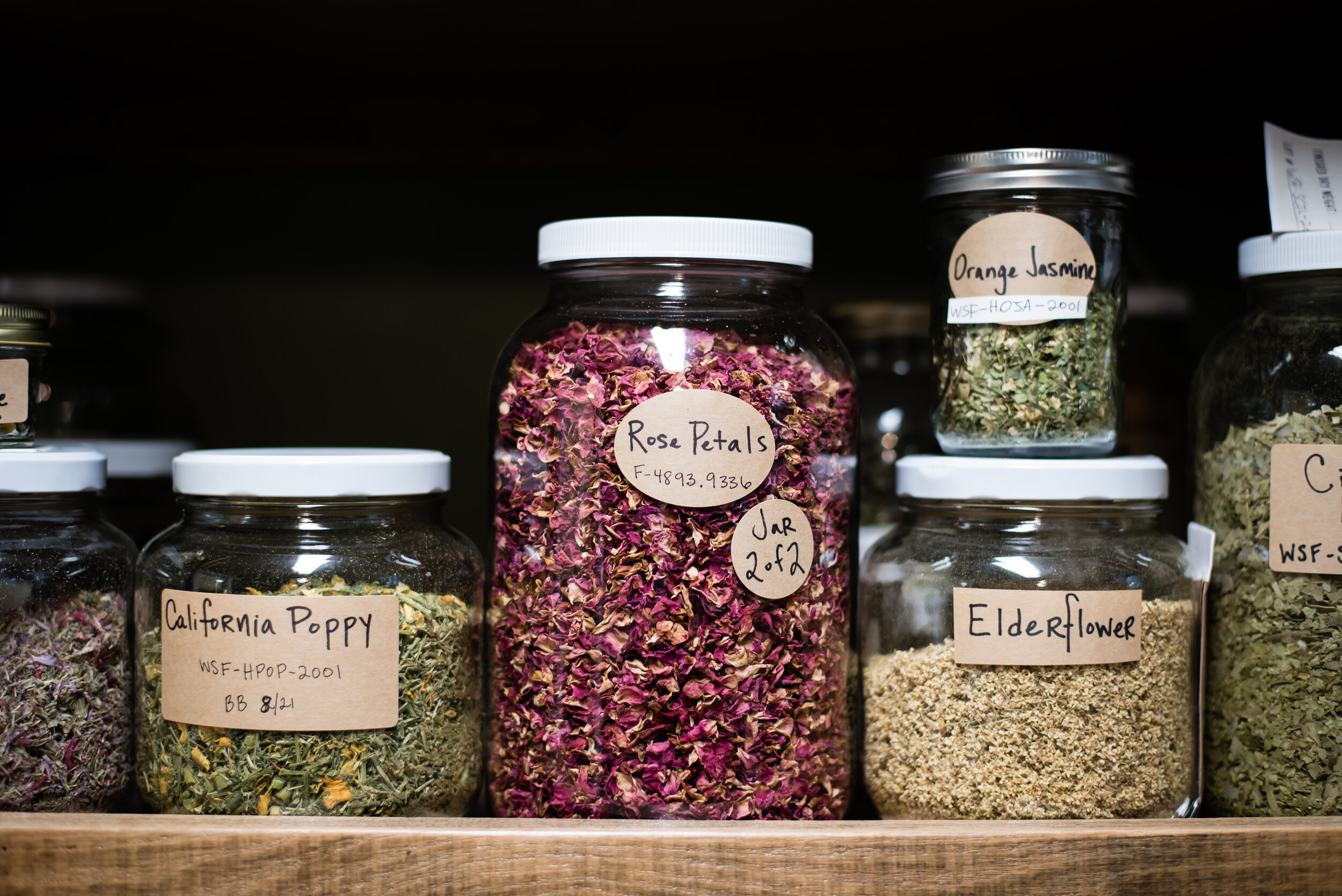 Product photograph of dried herbs, spices, and ingredients 