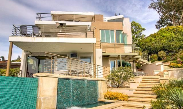 <p class="sold-listings">2198 RUBY PLACE<br/>LAGUNA BEACH, CA 92651<br/><strong>SOLD<br/>$3,849,000</strong></p>