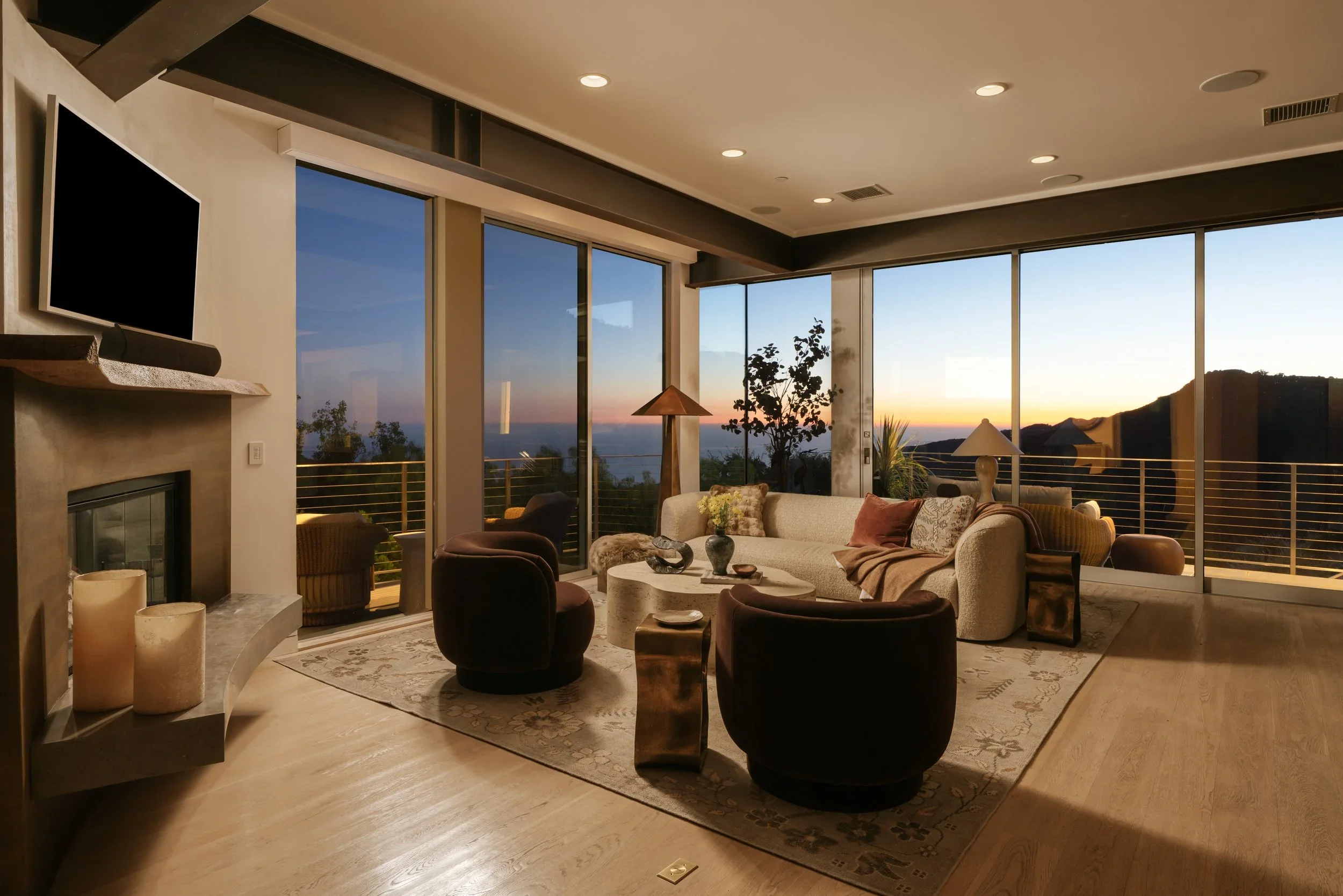  2915 TUNA CANYON RD  TOPANGA CANYON   LEASED    $13,000 PER MONTH  
