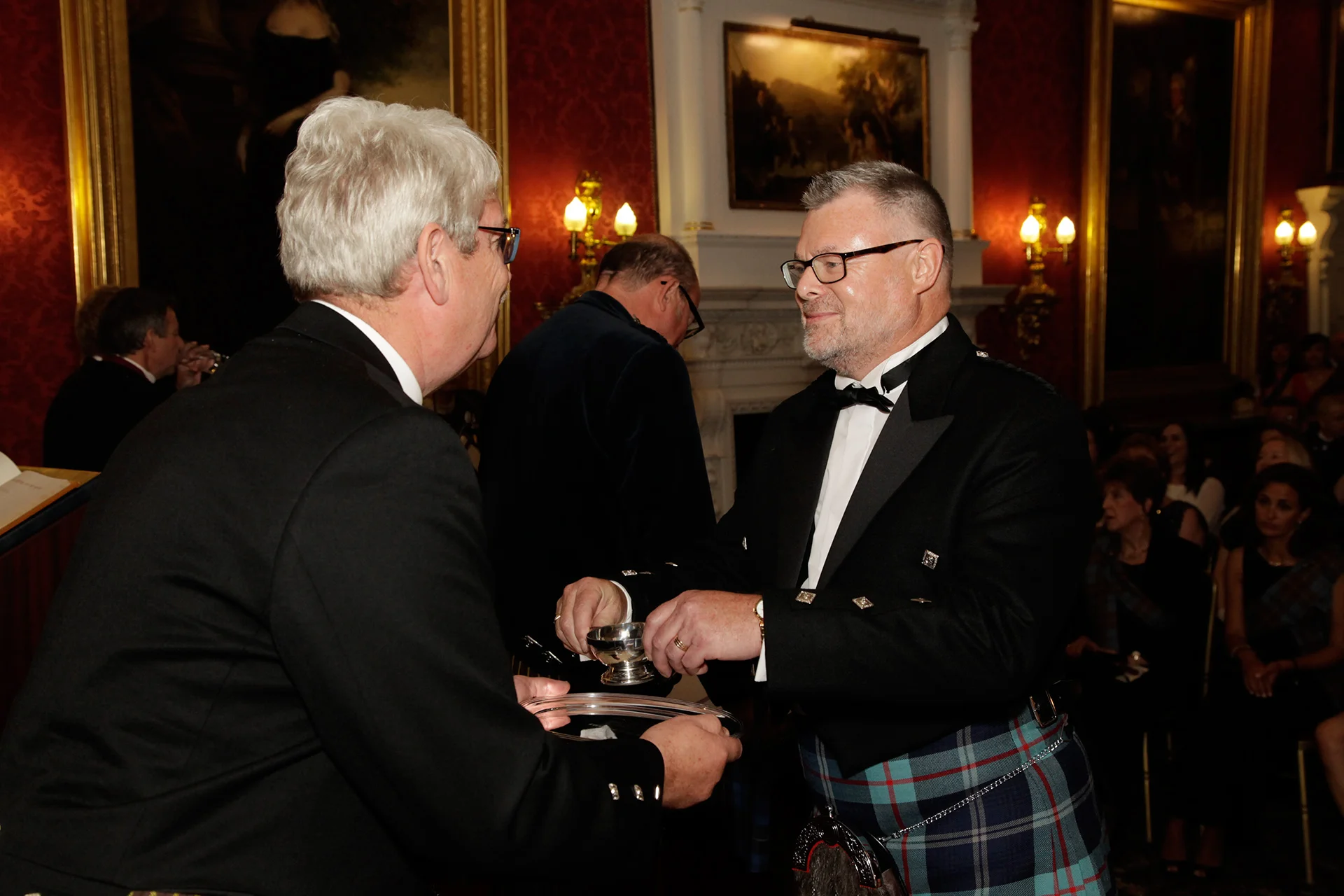 Robert receiving his quaich from fellow industry leader Michael Urquhart