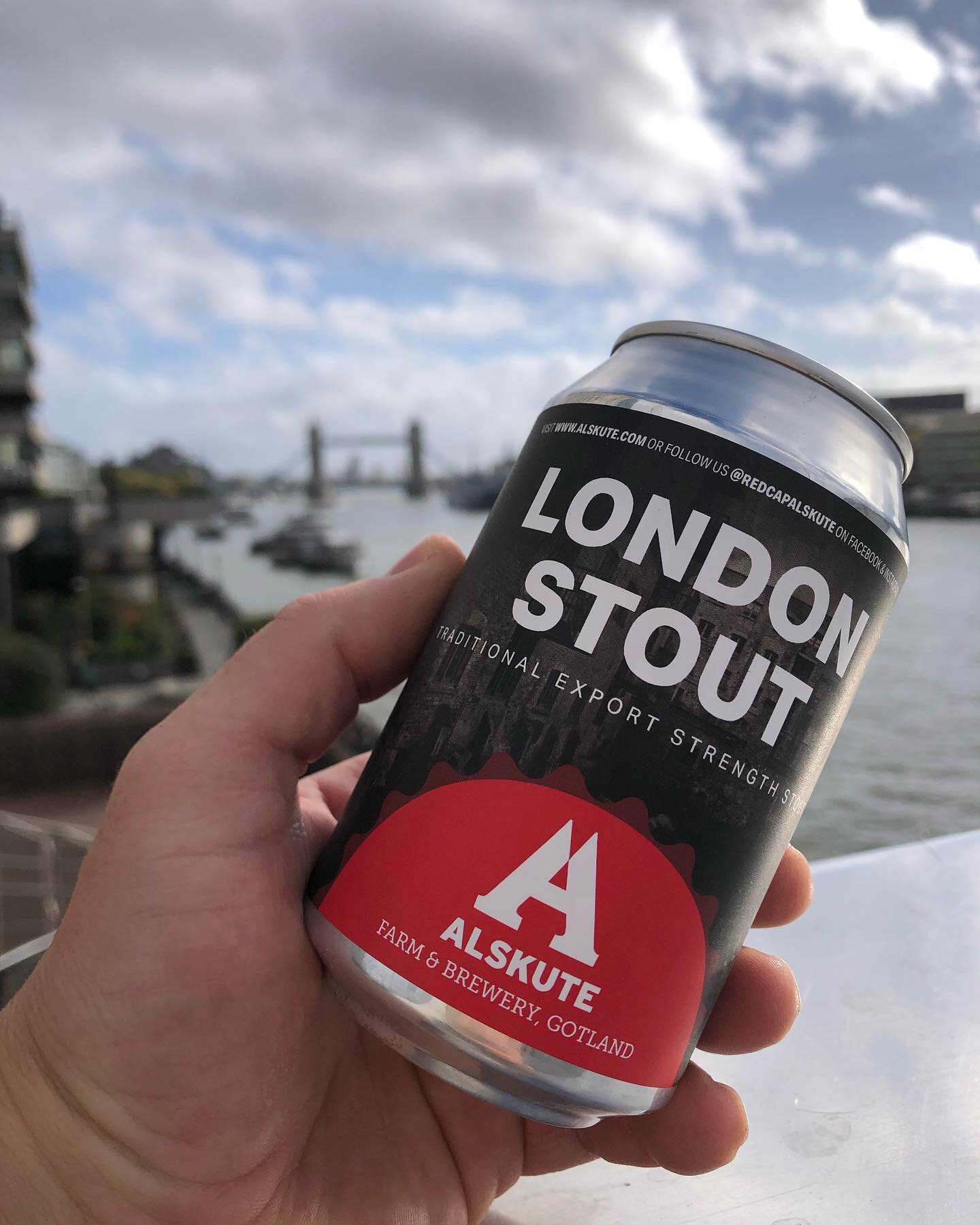 London Stout coming out at the SB this December,  our interpretation of an export Stout brewed by us on Gotland. These stouts would have left the docks of London to be Shipped around the world including the Baltic region.  It is also in the city of L