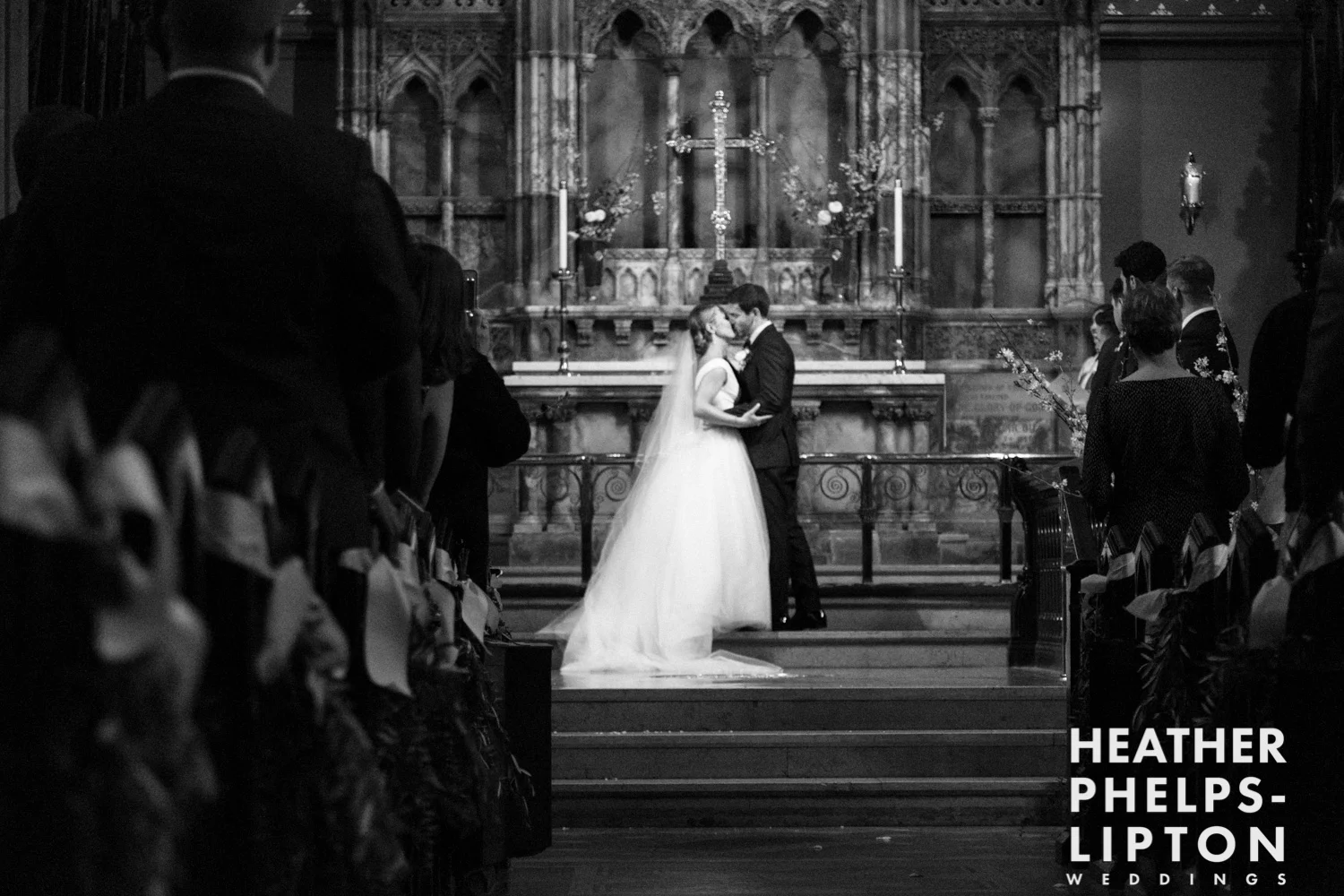 KerryBrian-BrooklynWedding-HeatherPhelpsLipton-BrooklynWinery-14.jpg
