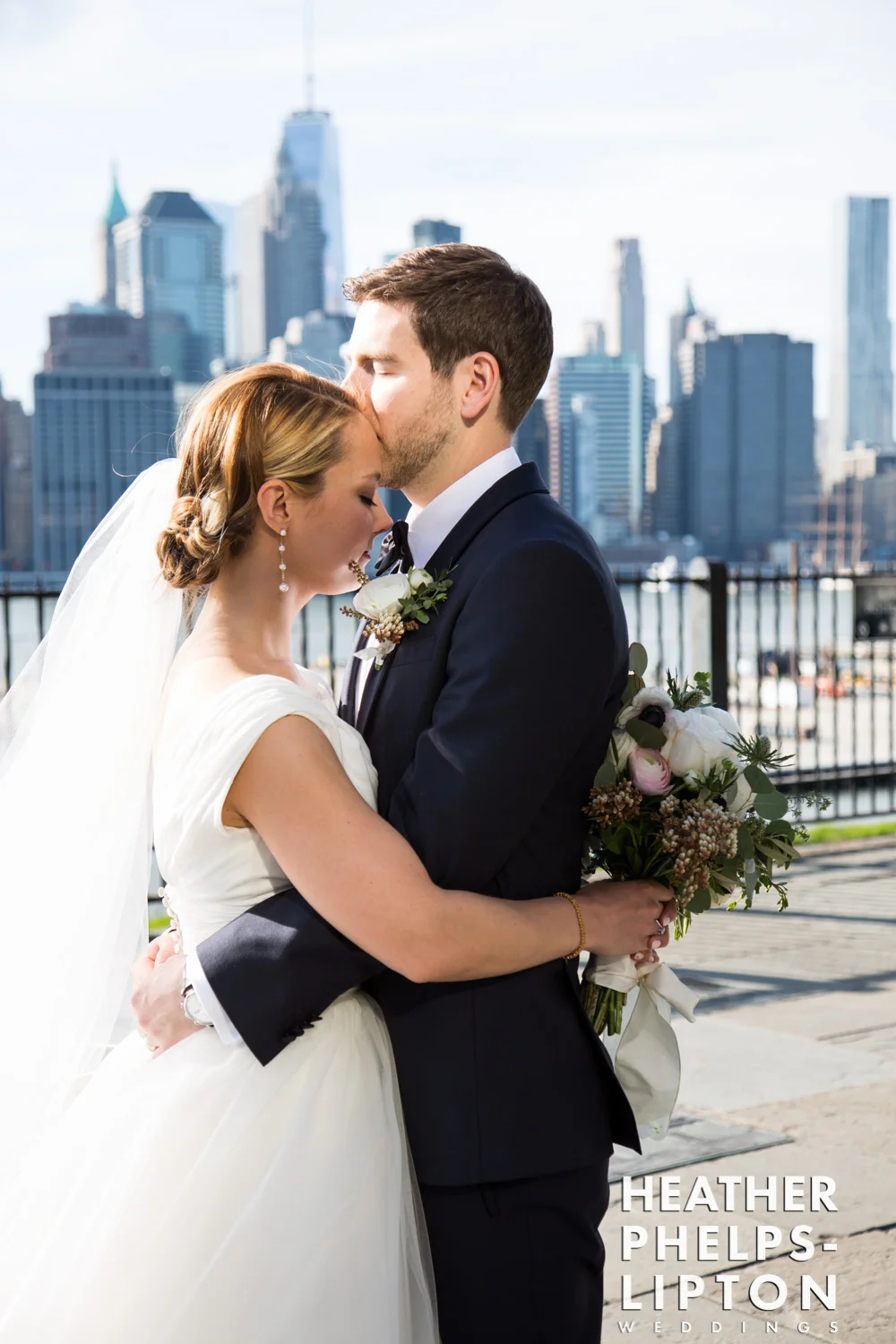 KerryBrian-BrooklynWedding-HeatherPhelpsLipton-BrooklynWinery-22.jpg