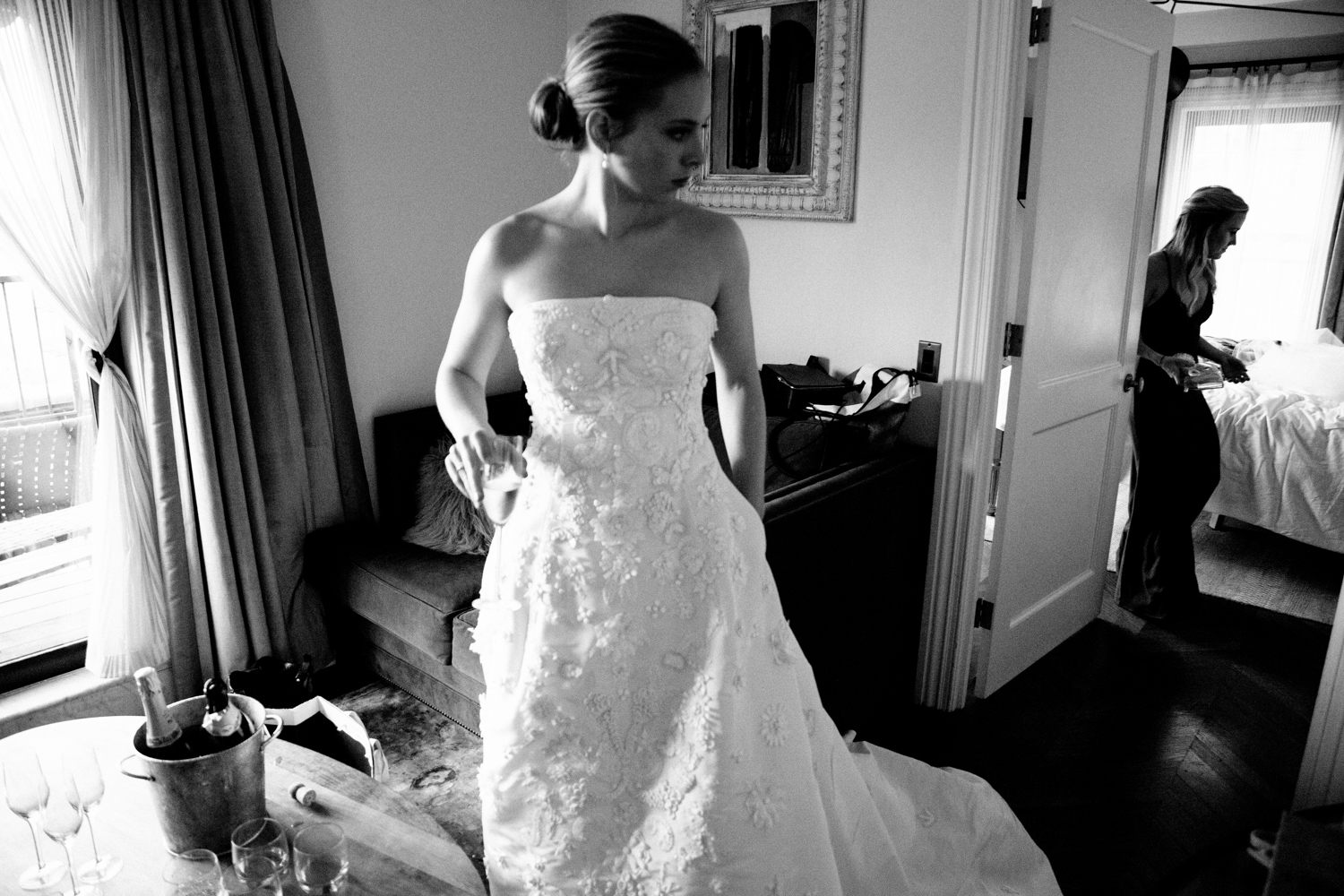 HeatherPhelpsLipton-Modern-Wedding-Photography-TribecaRooftop-ChurchOfTheAscension-38.jpg