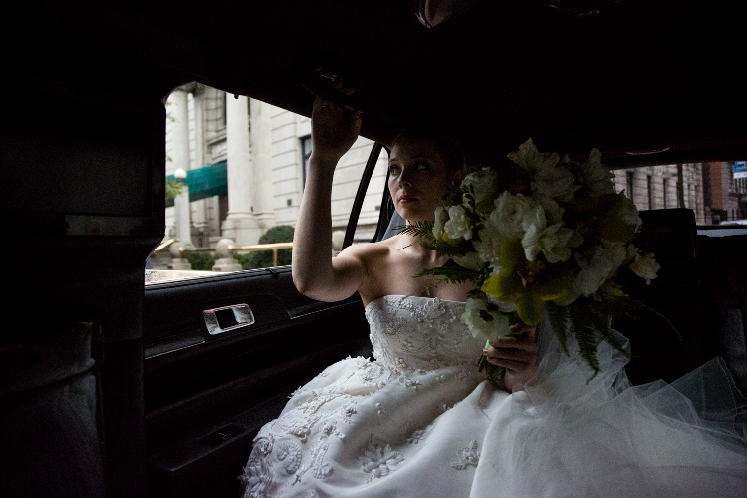 HeatherPhelpsLipton-Modern-Wedding-Photography-TribecaRooftop-ChurchOfTheAscension-23.jpg