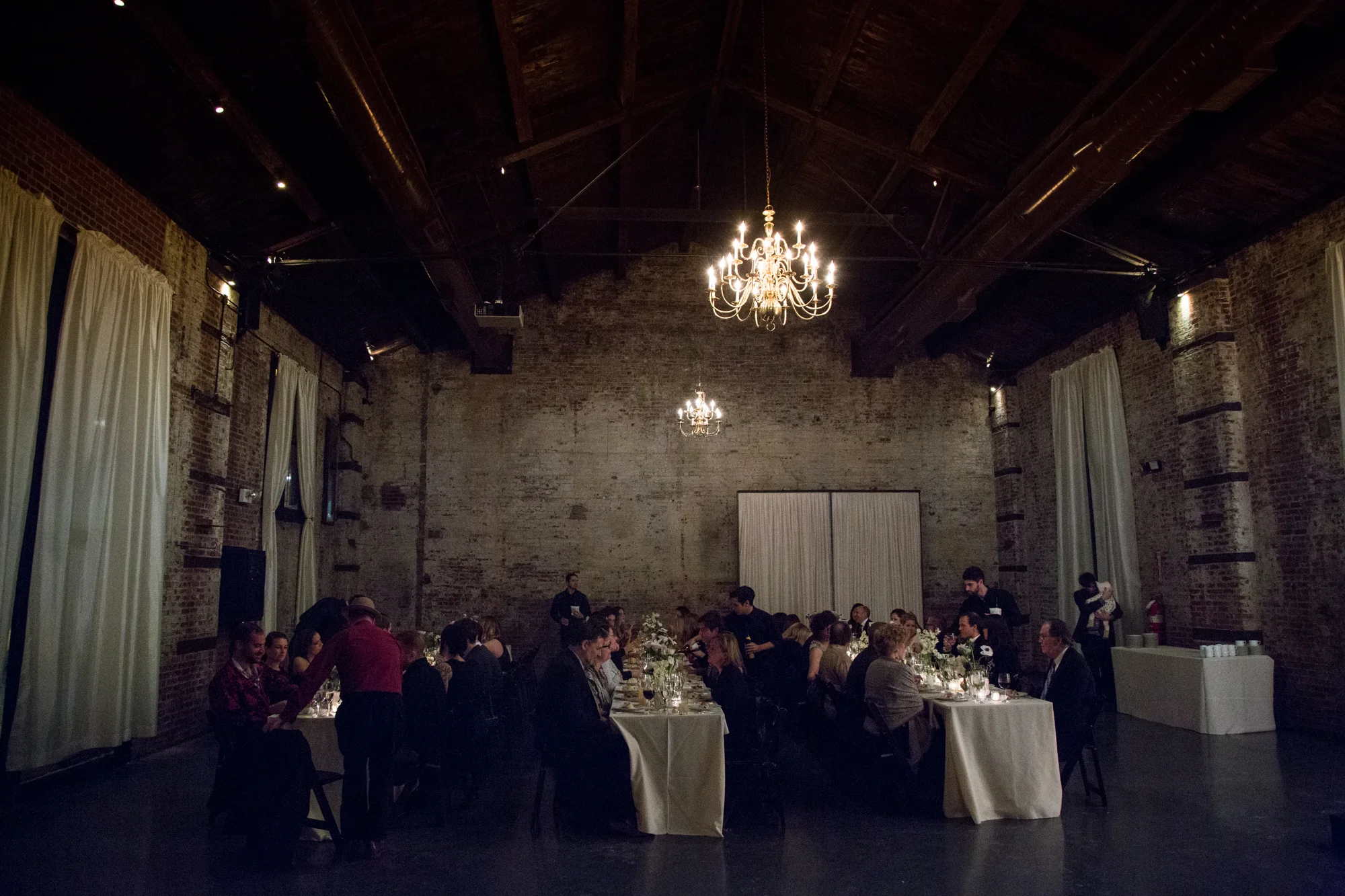 HeatherPhelpsLipton-Modern-WeddingPhotography-GreenBuilding-winter-prospectpark-2-2.jpg