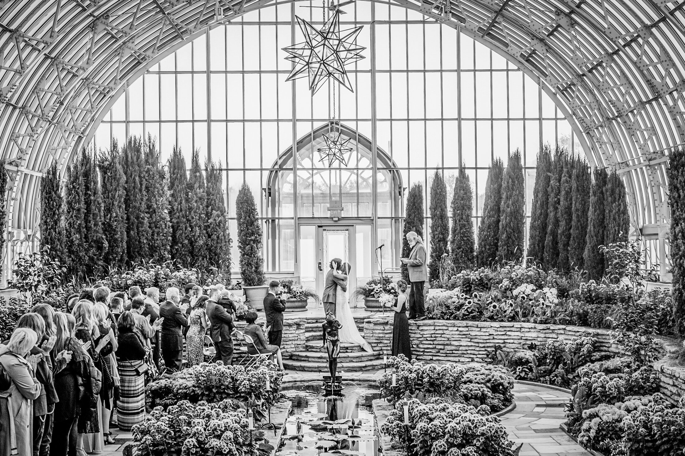 como-zoo-conservatory-st-paul-wedding-photography-230A.JPG