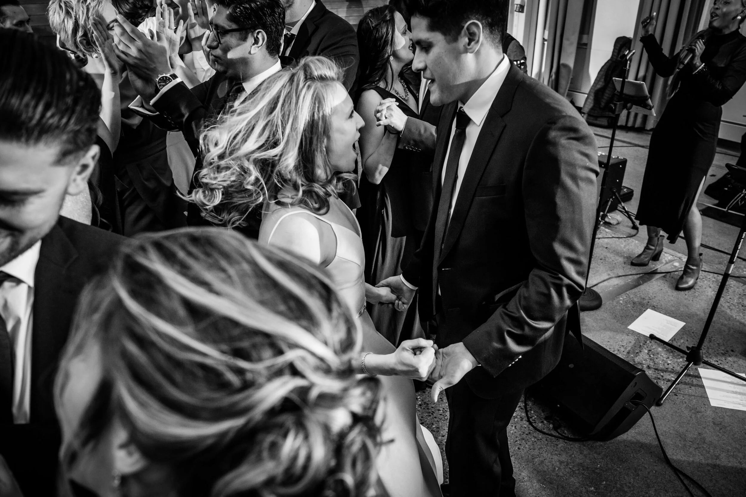 Machine Shop_Minneapolis_Minnesota_Wedding_Photography_AmyPaul250.JPG