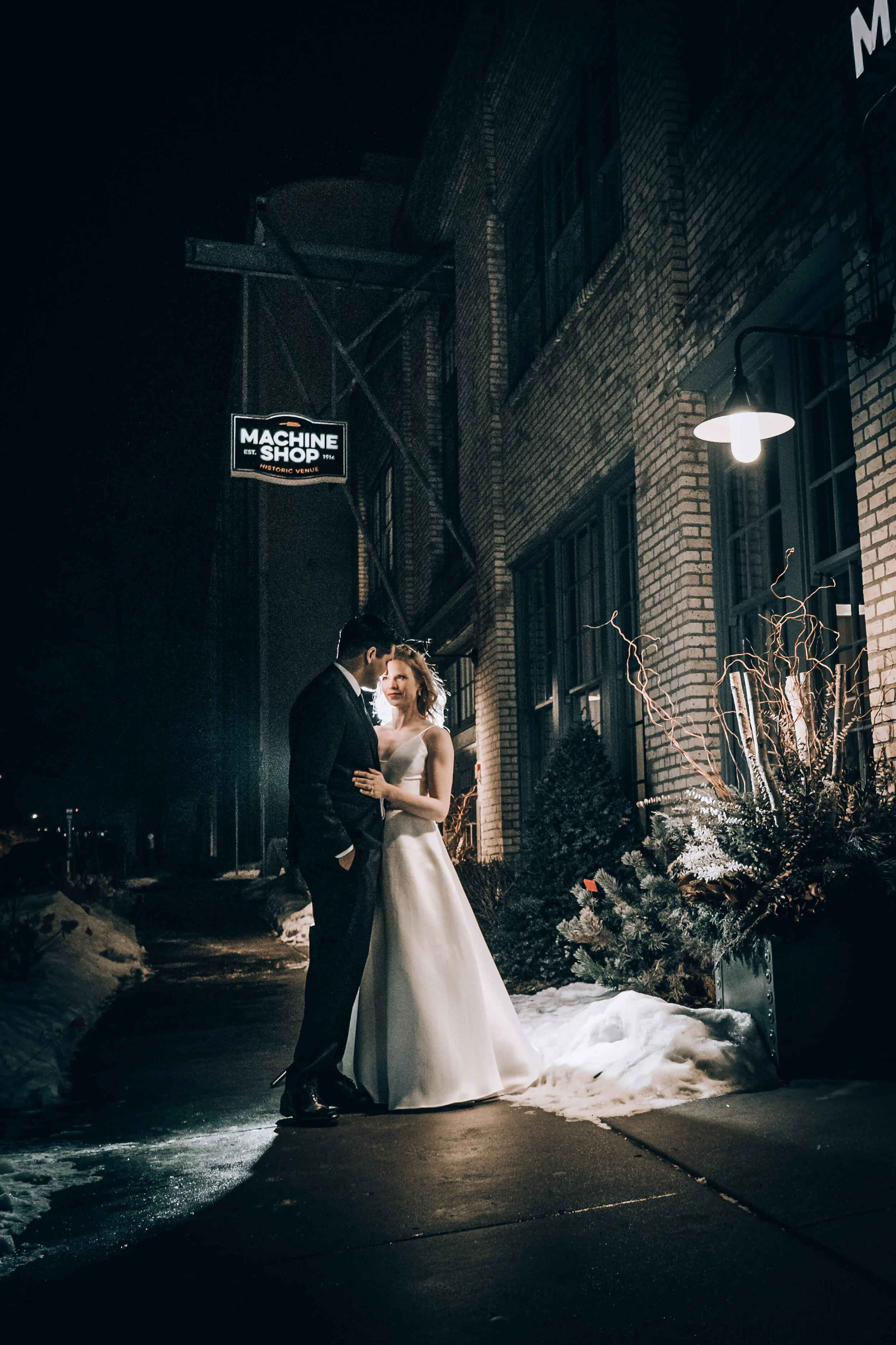 Machine Shop_Minneapolis_Minnesota_Wedding_Photography_AmyPaul260.JPG