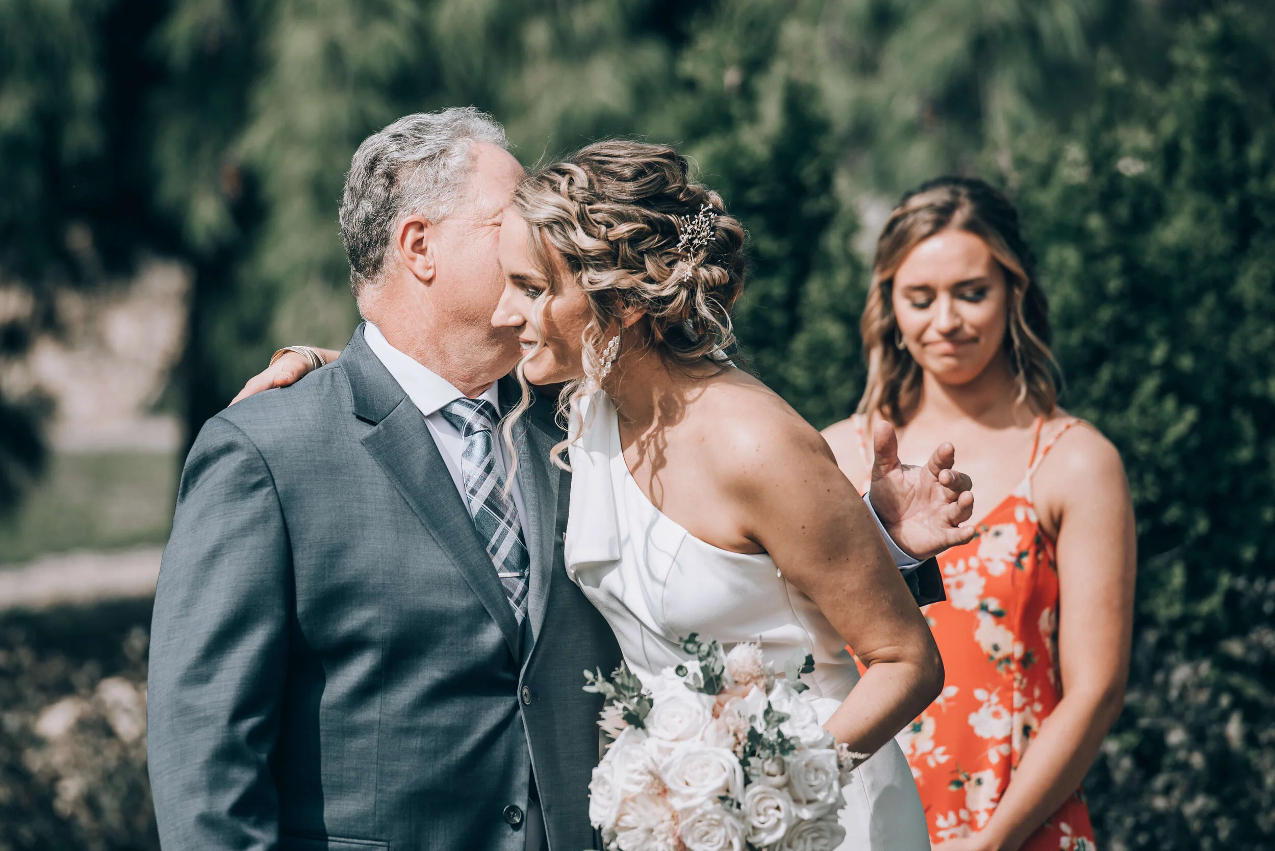 Cafe_Lurcat_Minneapolis_Minnesota_Wedding_Photography_LisiaLeland_059.JPG
