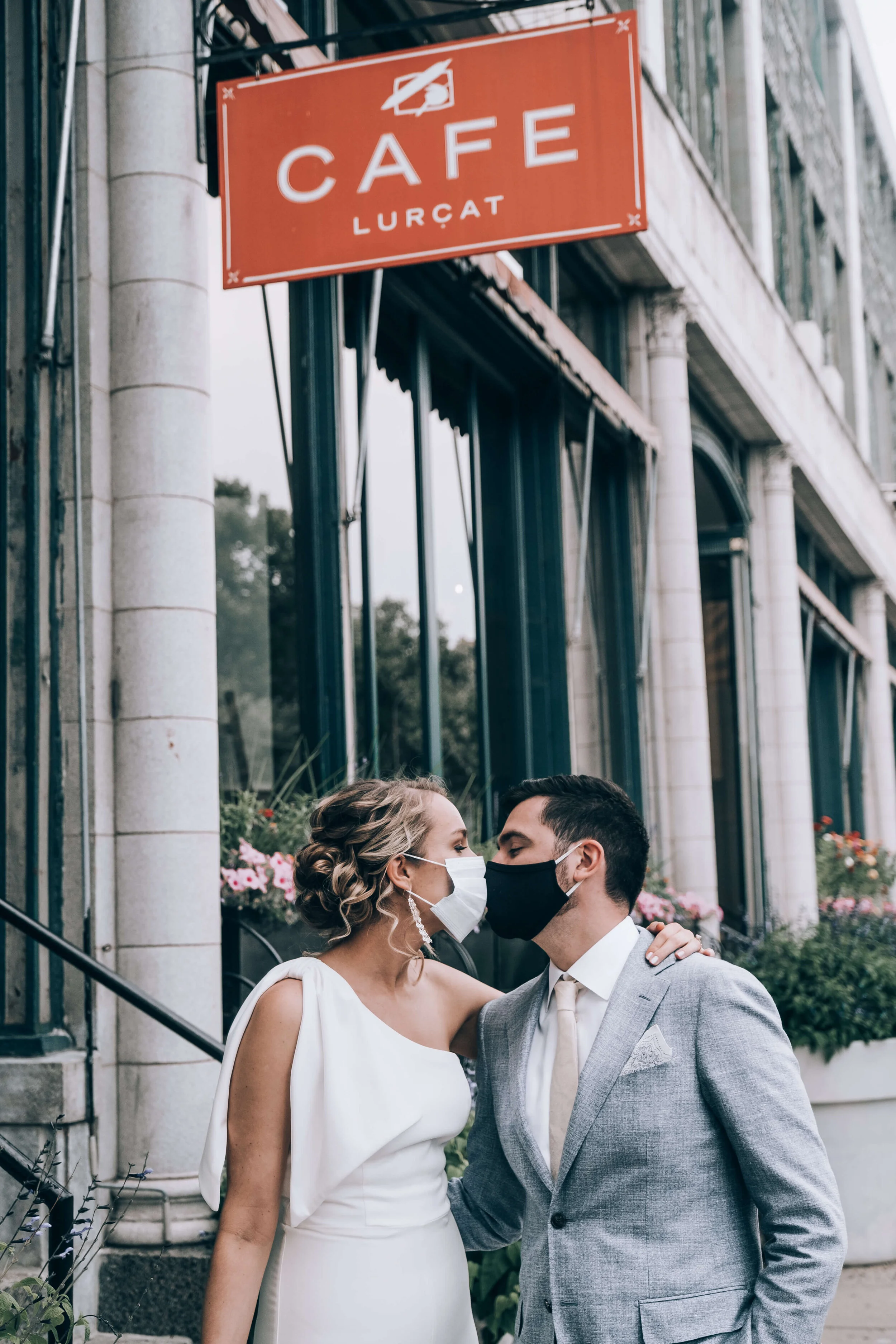 Cafe_Lurcat_Minneapolis_Minnesota_Wedding_Photography_LisiaLeland_134.JPG