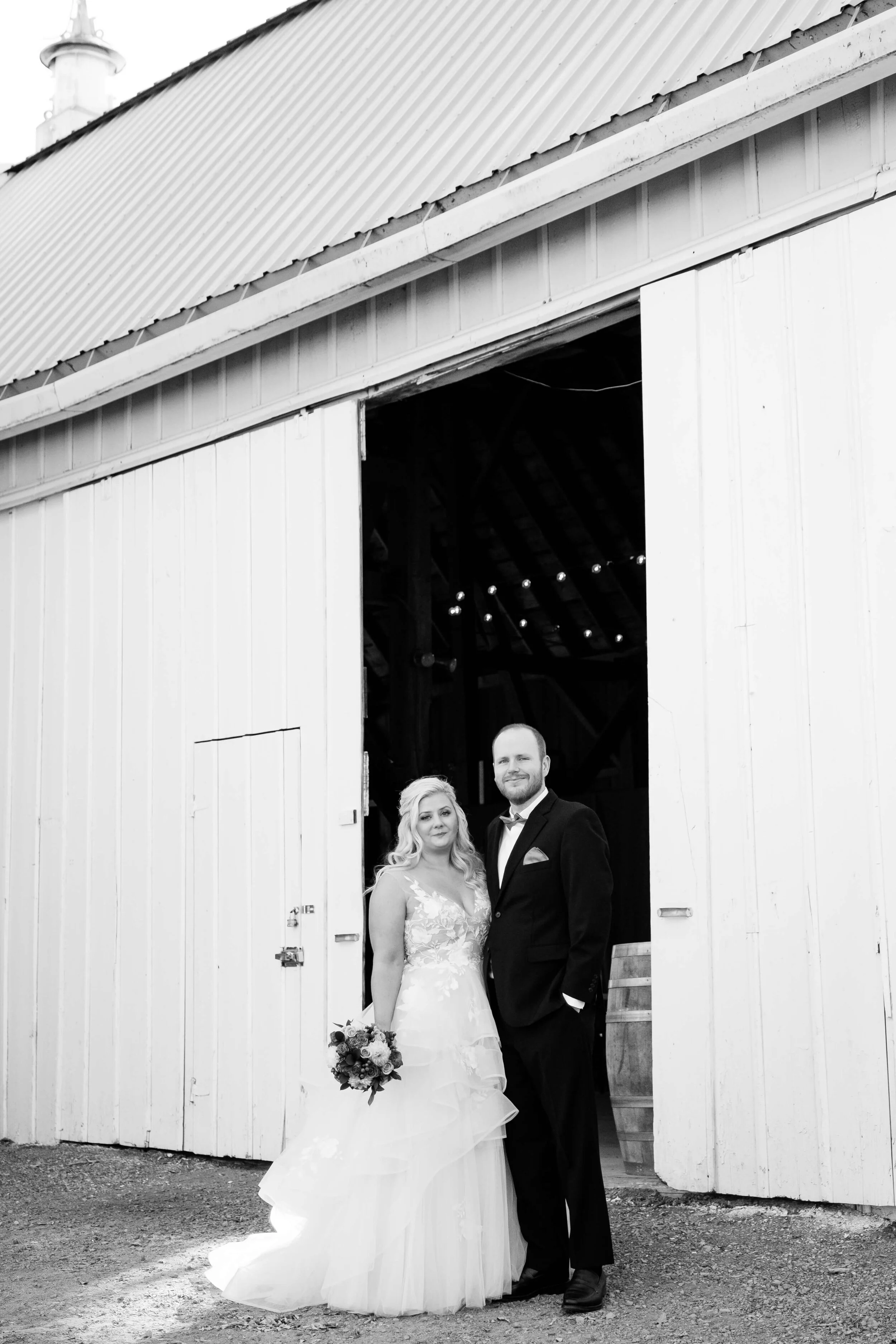 Hotel Landing_Wayzata_Minnesota_Wedding_Photography_LizNik_021.JPG