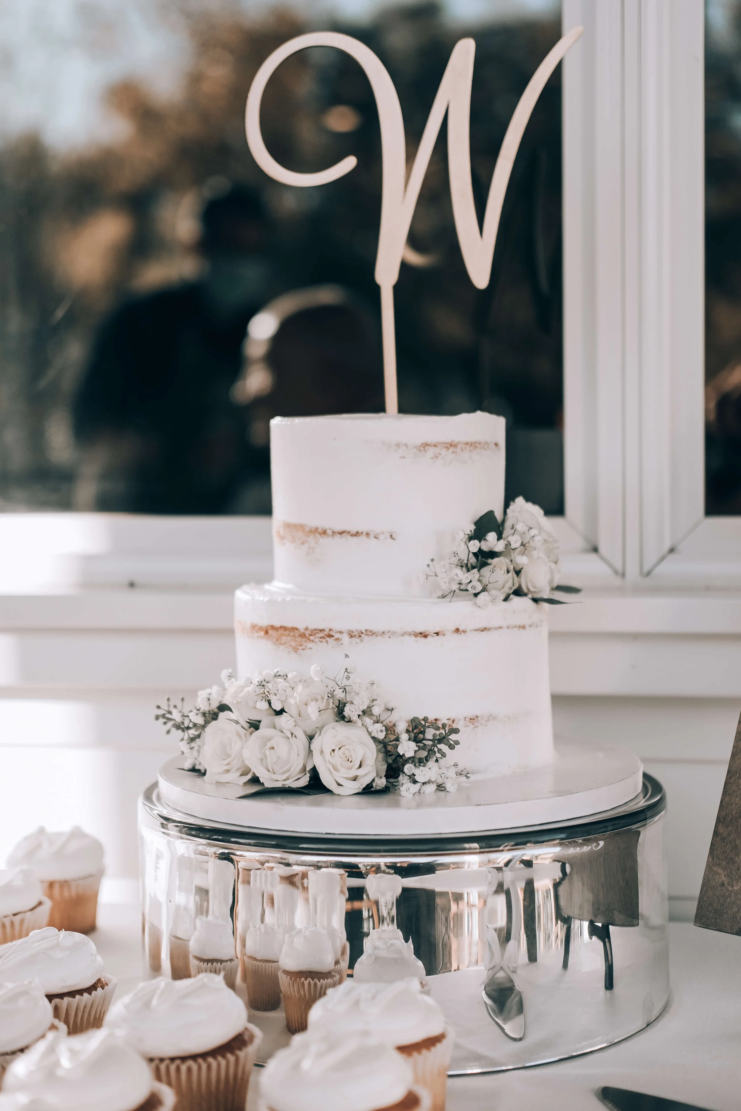 Hotel Landing_Wayzata_Minnesota_Wedding_Photography_LizNik_086.JPG