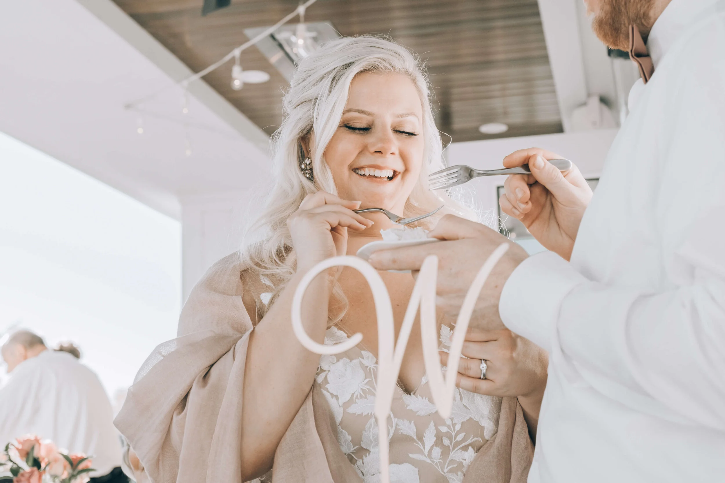Hotel Landing_Wayzata_Minnesota_Wedding_Photography_LizNik_101.JPG